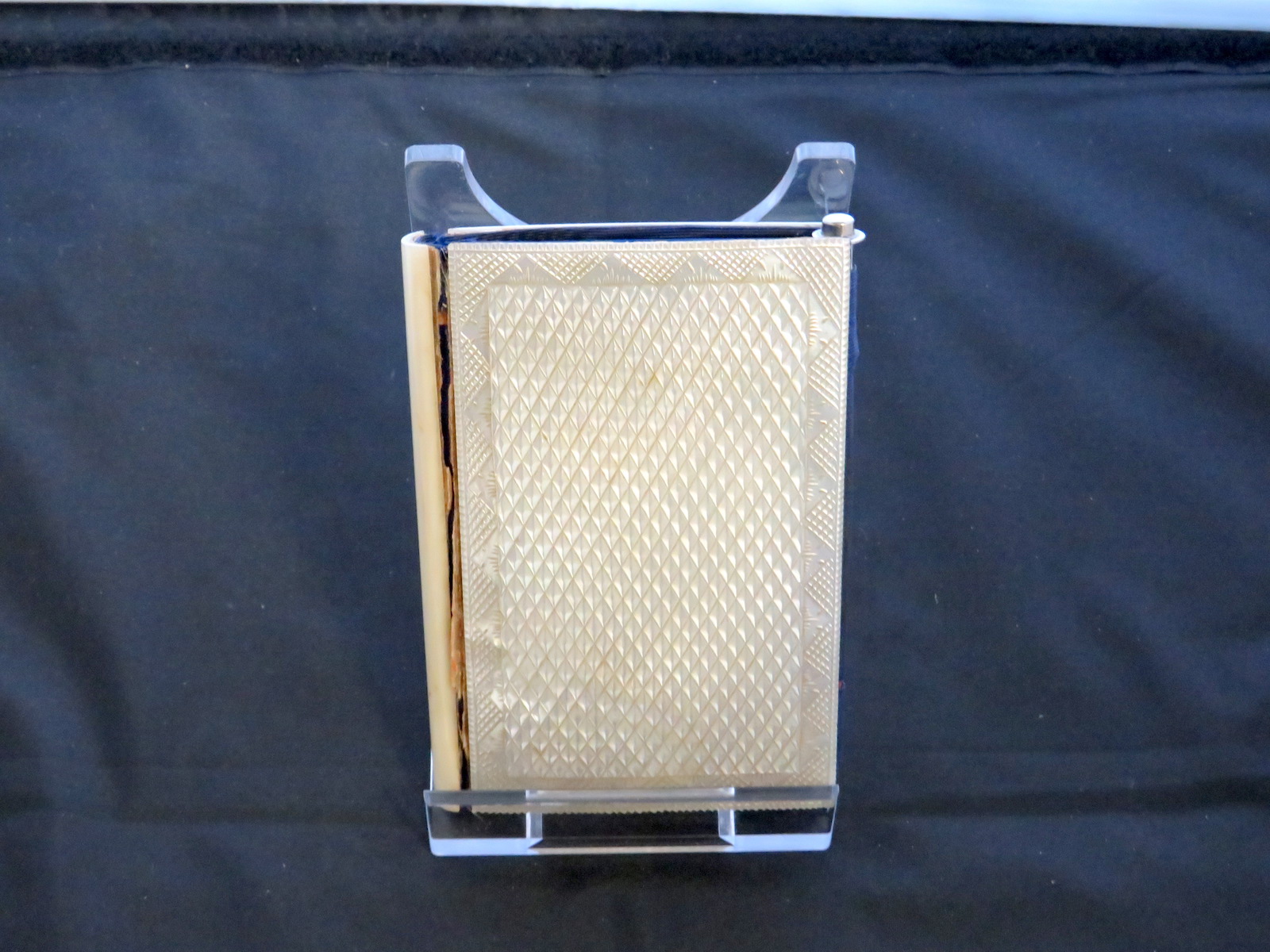Victorian Mother of Pearl Book Type Card Case, Diamond Shaped Pattern 19th Century (1 of 16) Victorian Mother of Pearl Book Type Card Case, Diamond Shaped Pattern 19th Century (1 of 16)