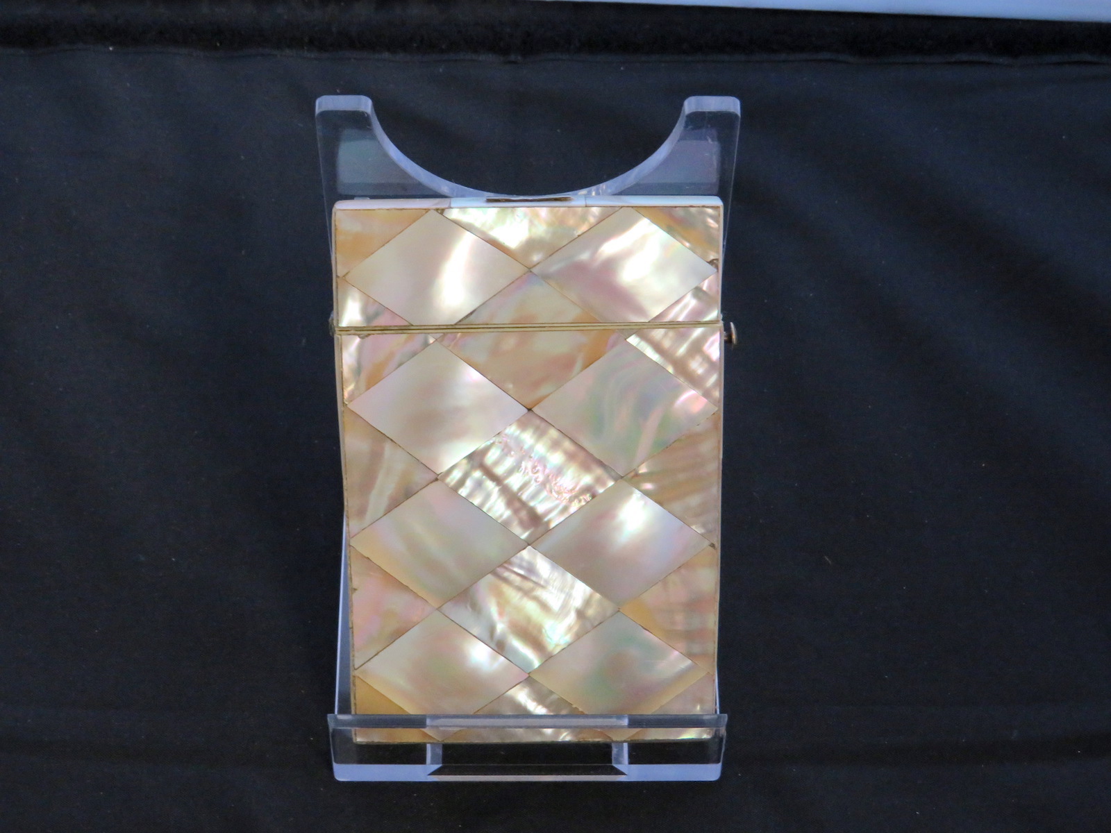 Victorian Mother of Pearl Card Case, Diamond Shaped Panels 19th Century (1 of 1) Victorian Mother of Pearl Card Case, Diamond Shaped Panels 19th Century (1 of 1)