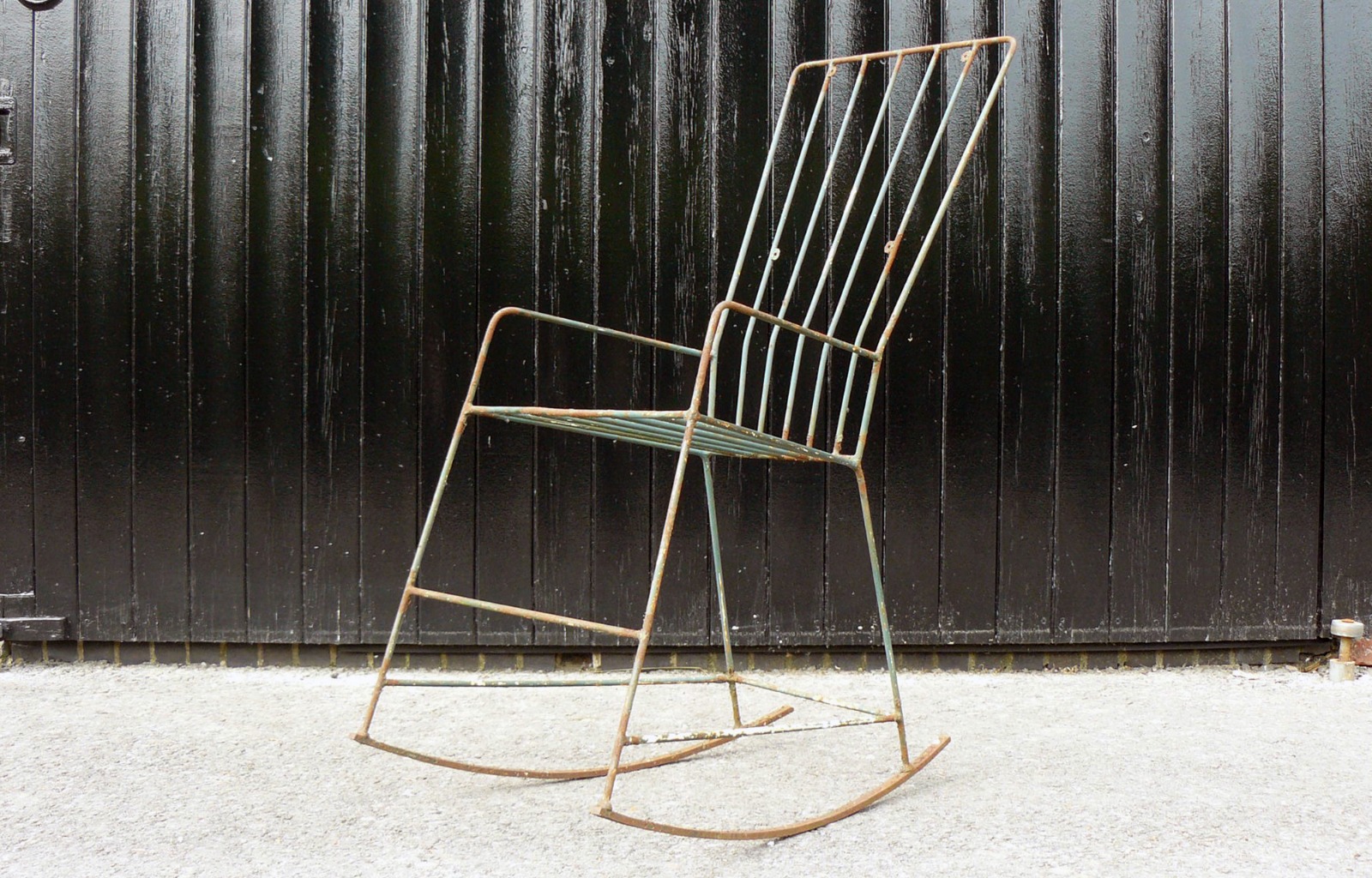 Beautiful English 1930s Country Estate Metal Rocking Chair Untouched Condition (1 of 1) Beautiful English 1930s Country Estate Metal Rocking Chair Untouched Condition (1 of 1)