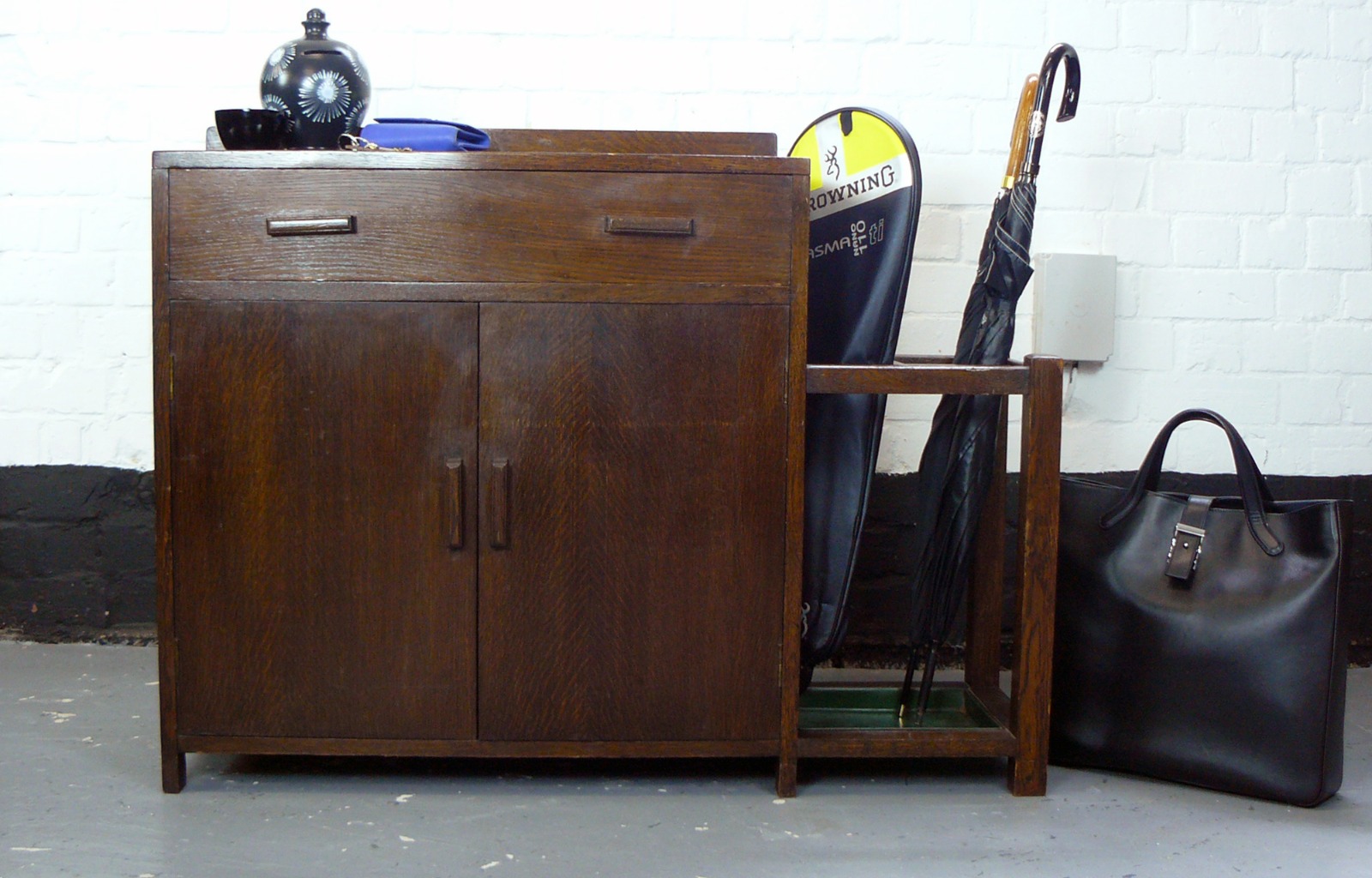 British 1940s Utility Oak Hallstand Chest of Drawers of Neat Proportions (1 of 1) British 1940s Utility Oak Hallstand Chest of Drawers of Neat Proportions (1 of 1)