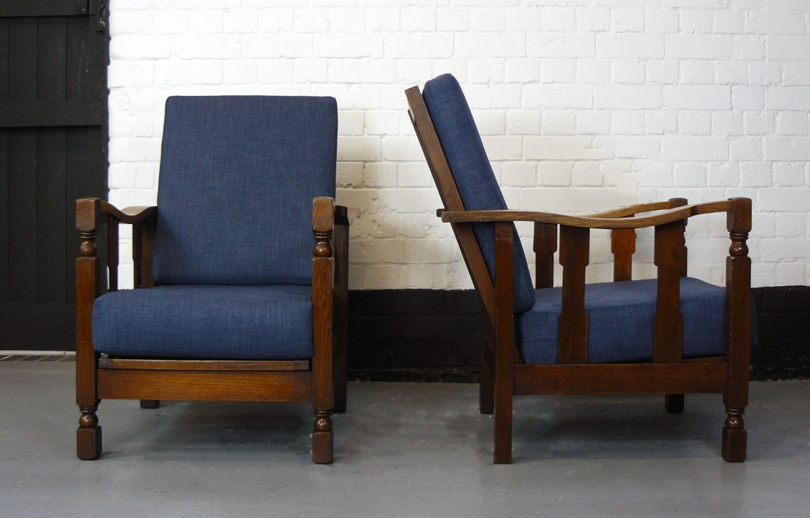 Attractive Pair of English Oak 1930 Reclining Armchairs with New Cushions (1 of 1) Attractive Pair of English Oak 1930 Reclining Armchairs with New Cushions (1 of 1)