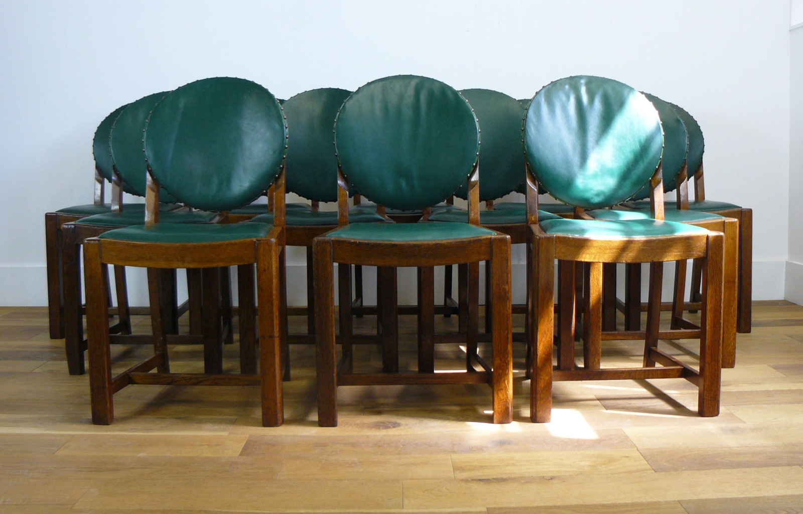 Set of 12 Good 1930s English Oak Dining Chairs by Inglesants (1 of 1) Set of 12 Good 1930s English Oak Dining Chairs by Inglesants (1 of 1)