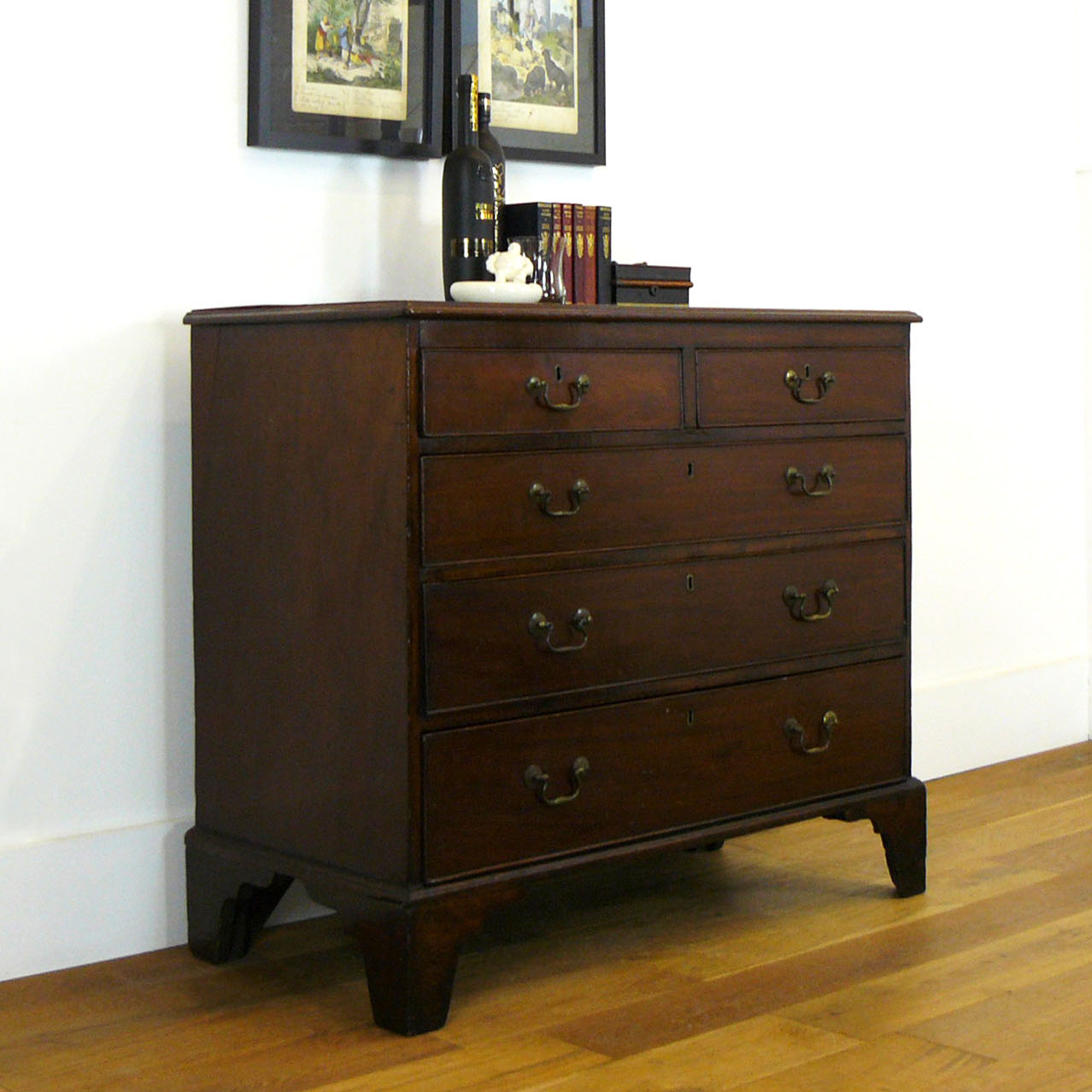 Handsome Early 19th Century Antique English Chest of Drawers c.1810 (1 of 1) Handsome Early 19th Century Antique English Chest of Drawers c.1810 (1 of 1)