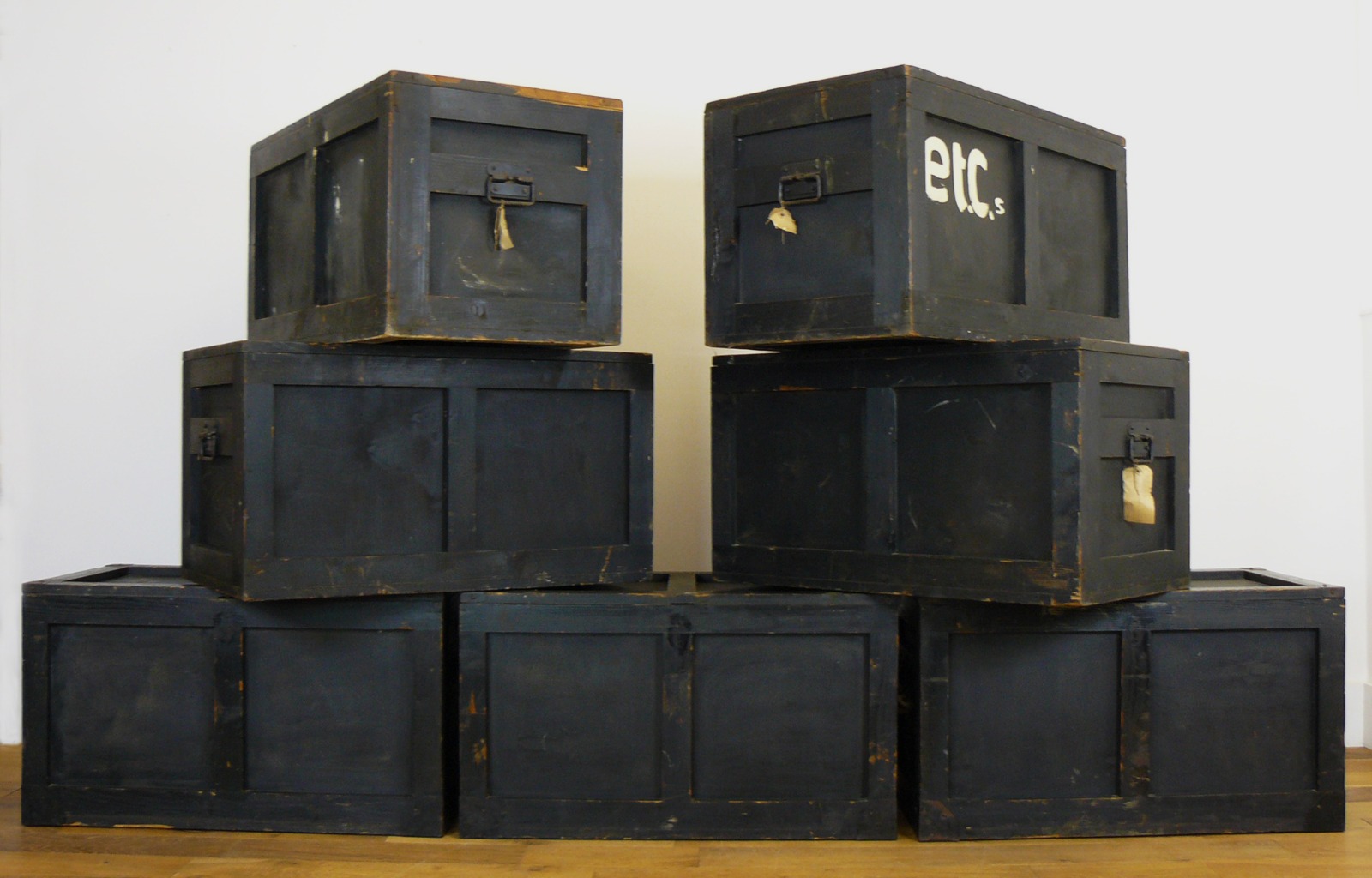 Vintage Travelling Chests of Lt. Col G.A Hunt 'we have 7' (1 of 11) Vintage Travelling Chests of Lt. Col G.A Hunt 'we have 7' (1 of 11)