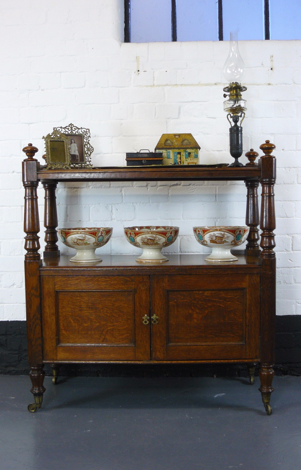 English Victorian Oak Serving / Side / Buffet Table (1 of 1) English Victorian Oak Serving / Side / Buffet Table (1 of 1)