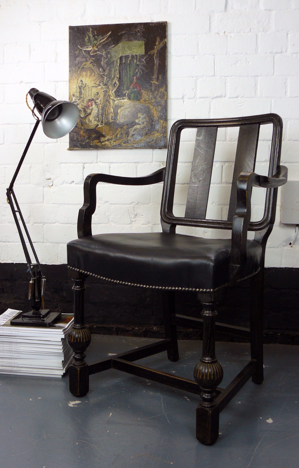 Very Attractive Quality 1930s Ebonised Oak & Black Leather Armchair (1 of 1) Very Attractive Quality 1930s Ebonised Oak & Black Leather Armchair (1 of 1)