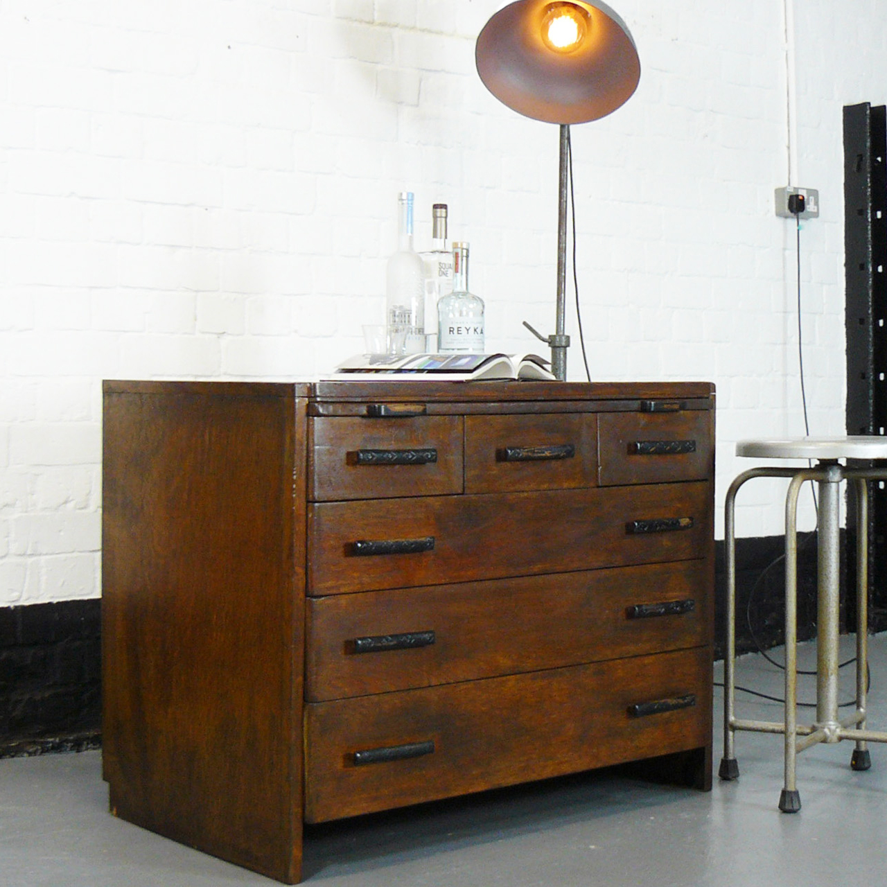 Vintage 1930s Oak Chest of Drawers a Factory Industrial Discovery (1 of 1) Vintage 1930s Oak Chest of Drawers a Factory Industrial Discovery (1 of 1)