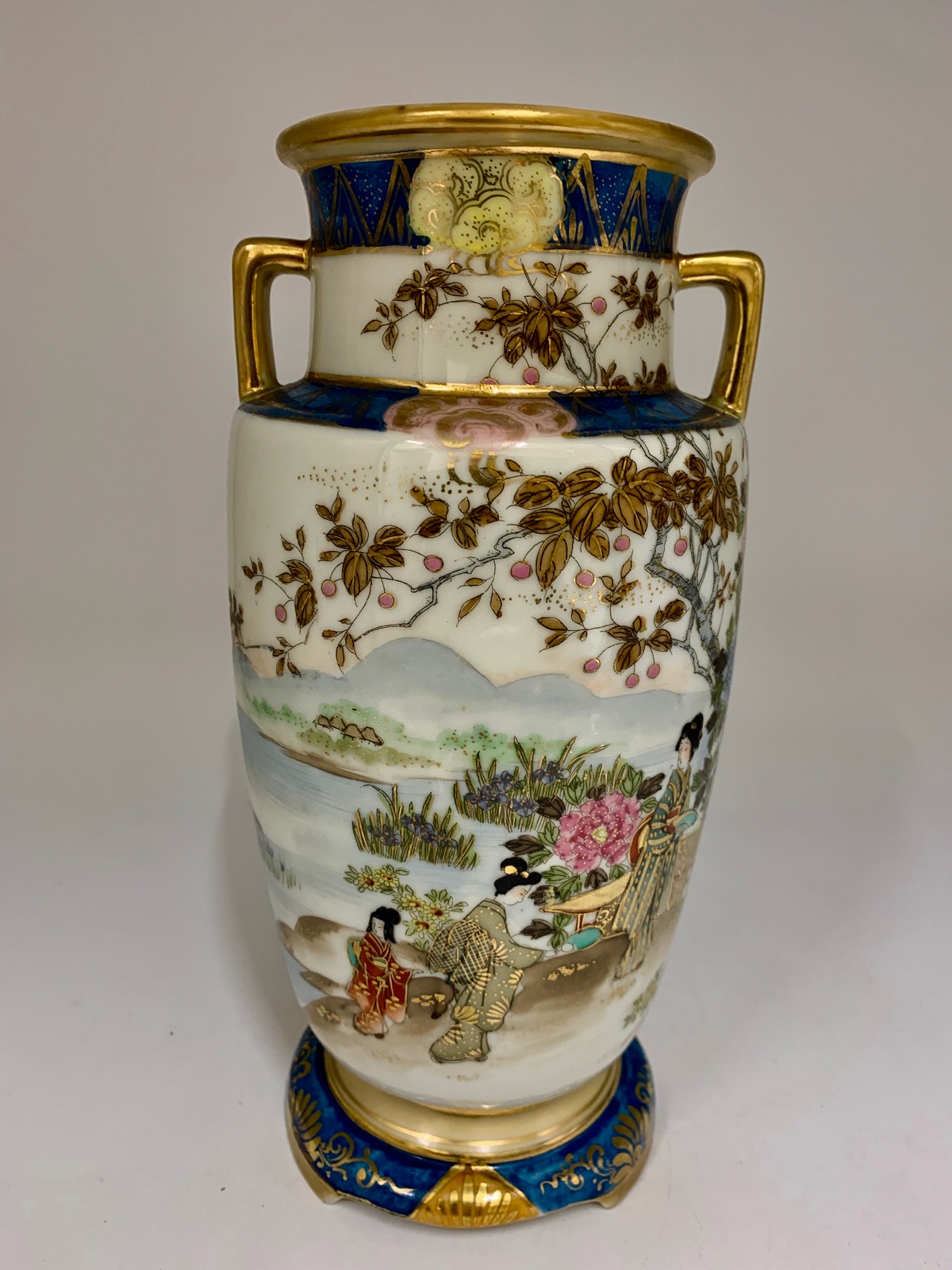Oriental Japanese Porcelain Noritake Vase c.1920 (1 of 1)