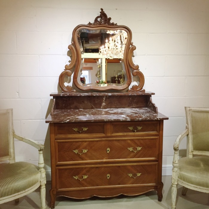 French Walnut Washstand Chest of Drawers c.1910 (1 of 6) French Walnut Washstand Chest of Drawers c.1910 (1 of 6)