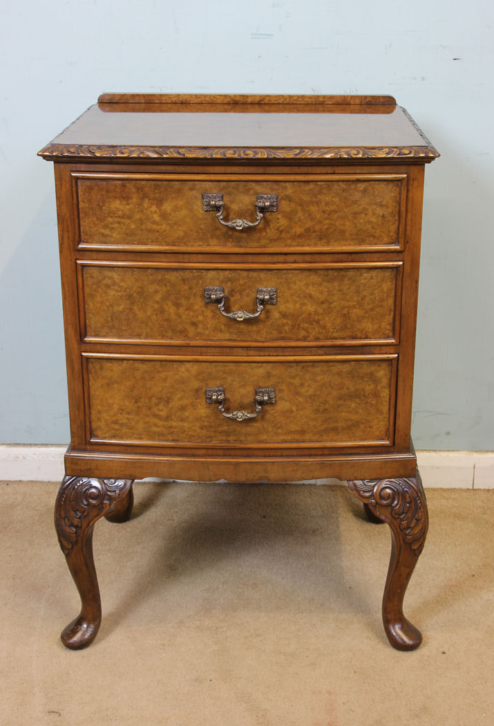 Burr Walnut Queen Anne Style Side Cabinet (1 of 1) Burr Walnut Queen Anne Style Side Cabinet (1 of 1)