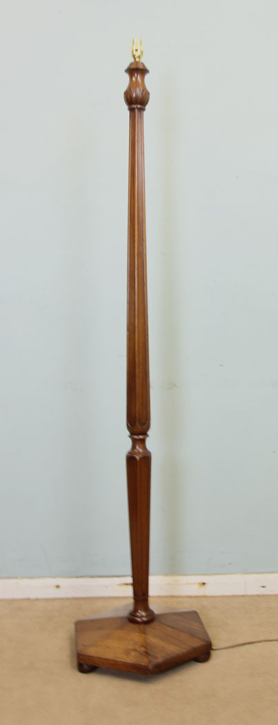 Walnut Standard Lamp C.1920 (1 of 1) Walnut Standard Lamp C.1920 (1 of 1)