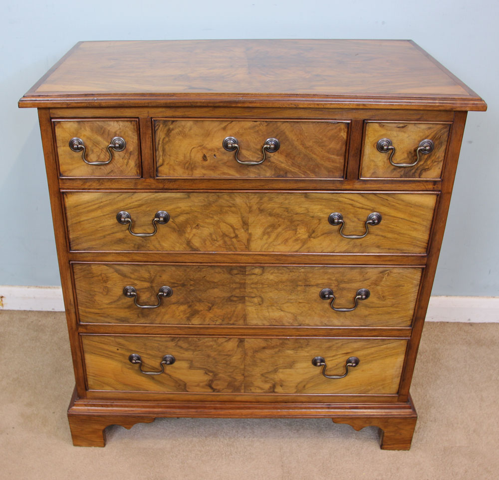 Small Figured Walnut Chest of Drawers (1 of 1) Small Figured Walnut Chest of Drawers (1 of 1)