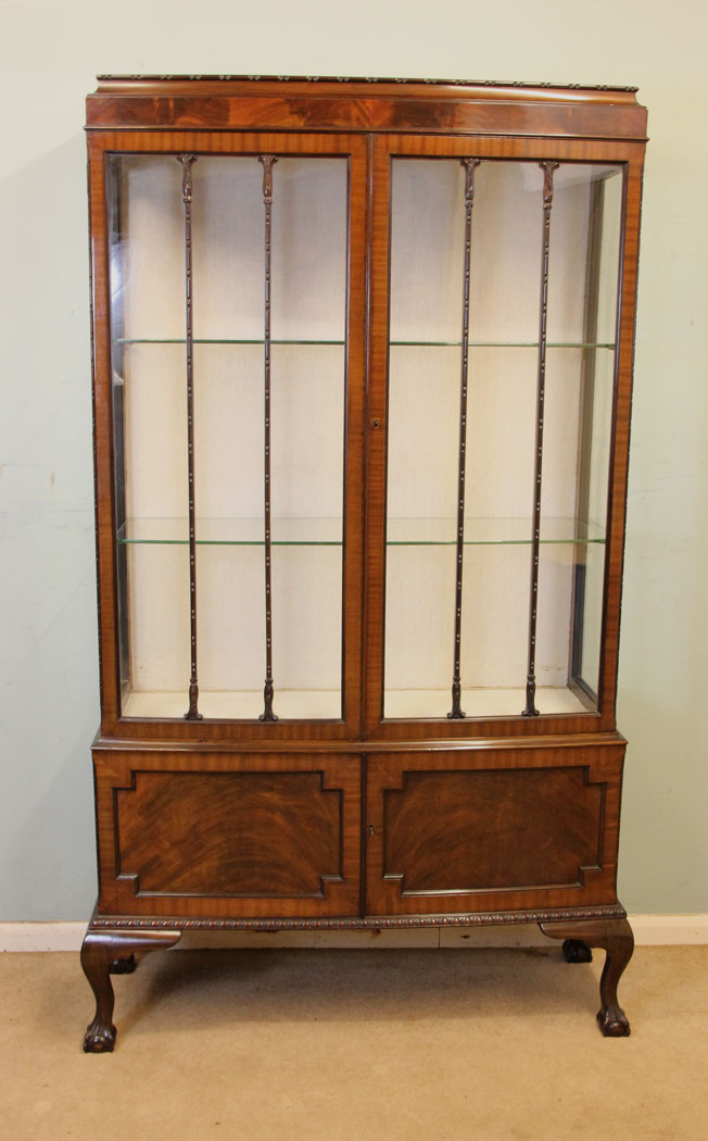 Bow Front Mahogany Display Cabinet c.1920 (1 of 1) Bow Front Mahogany Display Cabinet c.1920 (1 of 1)