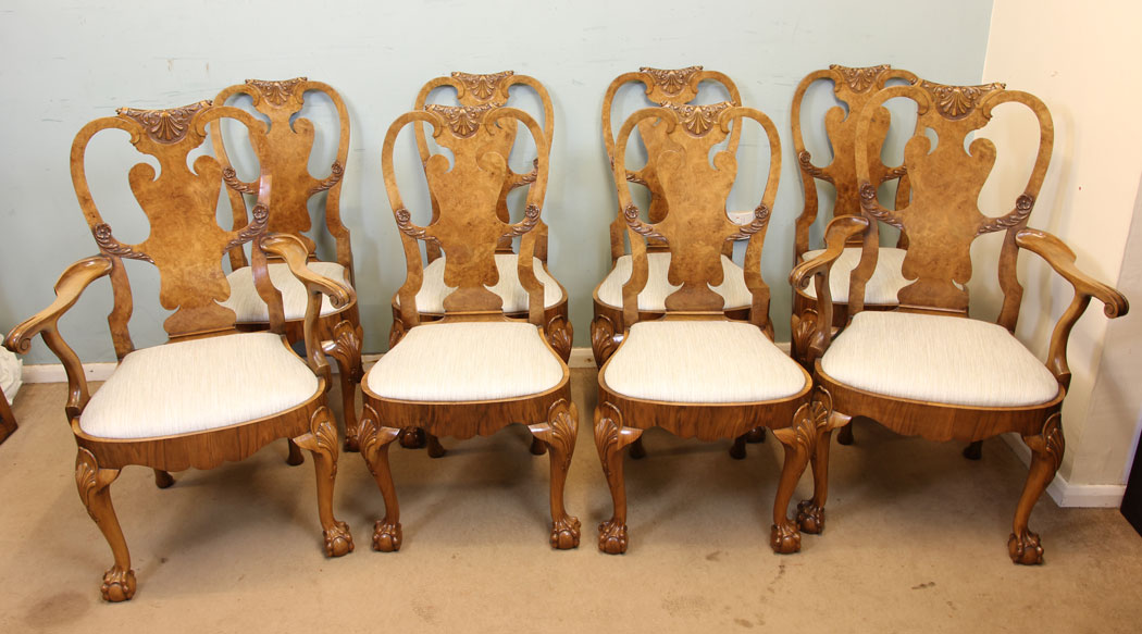 Quality Set of 8 Queen Anne Style Walnut Dining Chairs C.1920 (1 of 1) Quality Set of 8 Queen Anne Style Walnut Dining Chairs C.1920 (1 of 1)