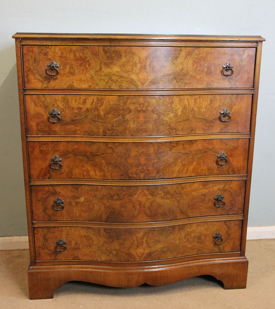 Burr Walnut Serpentine Front Chest Drawers (1 of 1) Burr Walnut Serpentine Front Chest Drawers (1 of 1)