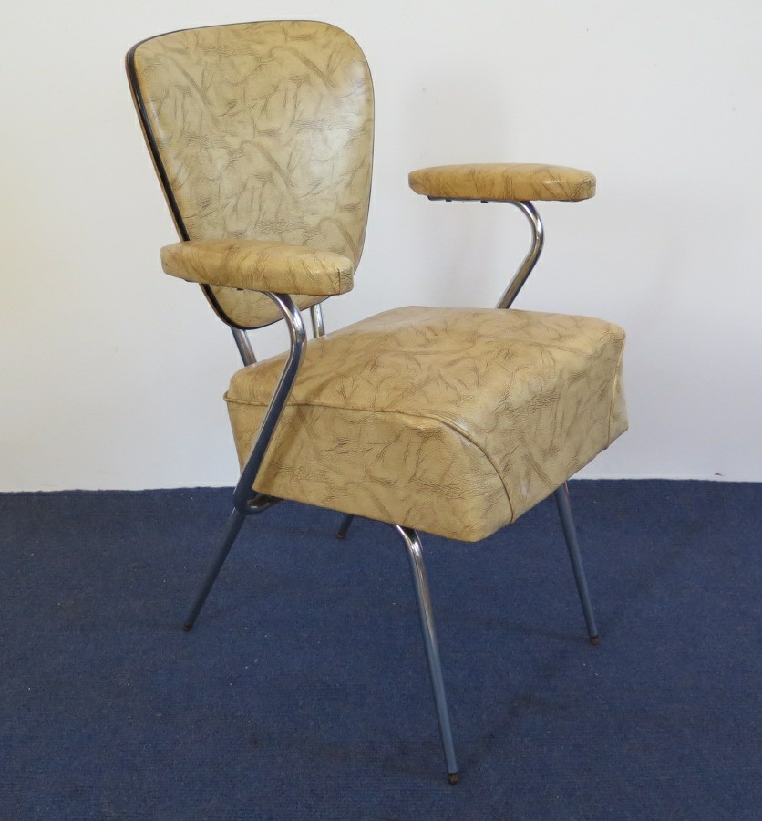 Good Vintage Retro Chrome Framed & Plastic Upholstered Waiting Room Chair (1 of 4)