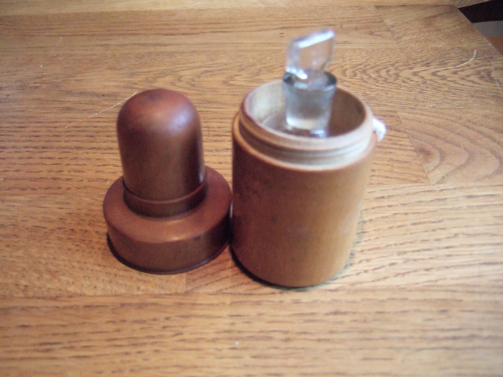 Antique Treen Medical Bottle Holder with Original Bottle (1 of 3) Antique Treen Medical Bottle Holder with Original Bottle (1 of 3)