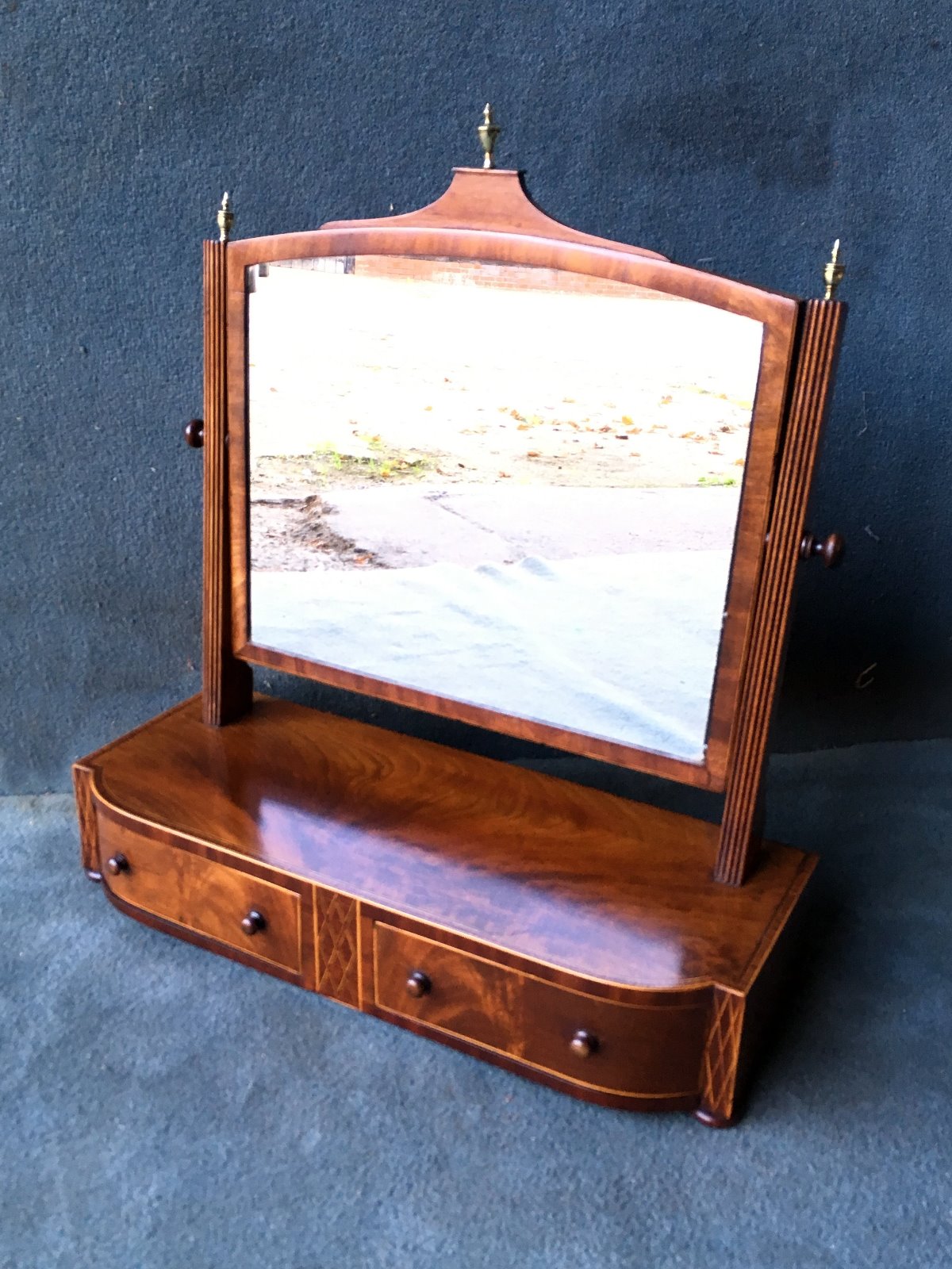 Late Georgian Mahogany Dressing or Toilet Mirror (1 of 1) Late Georgian Mahogany Dressing or Toilet Mirror (1 of 1)