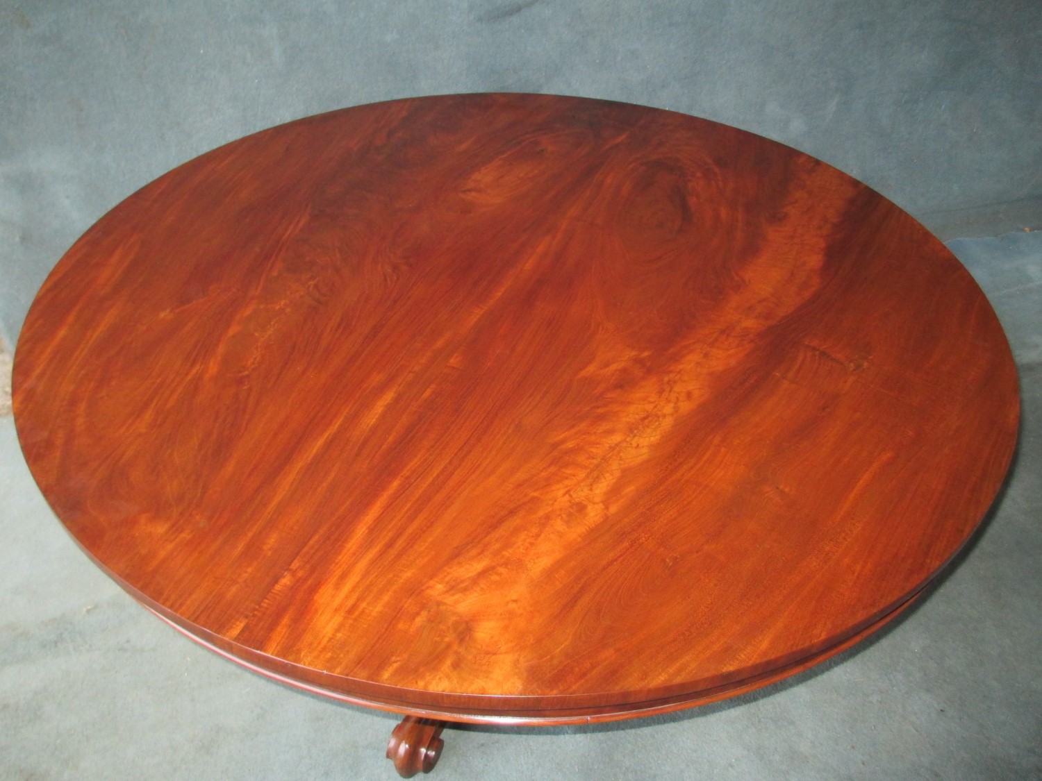 Mahogany Circular Tilt Top Breakfast Table C.1870 (1 of 1) Mahogany Circular Tilt Top Breakfast Table C.1870 (1 of 1)