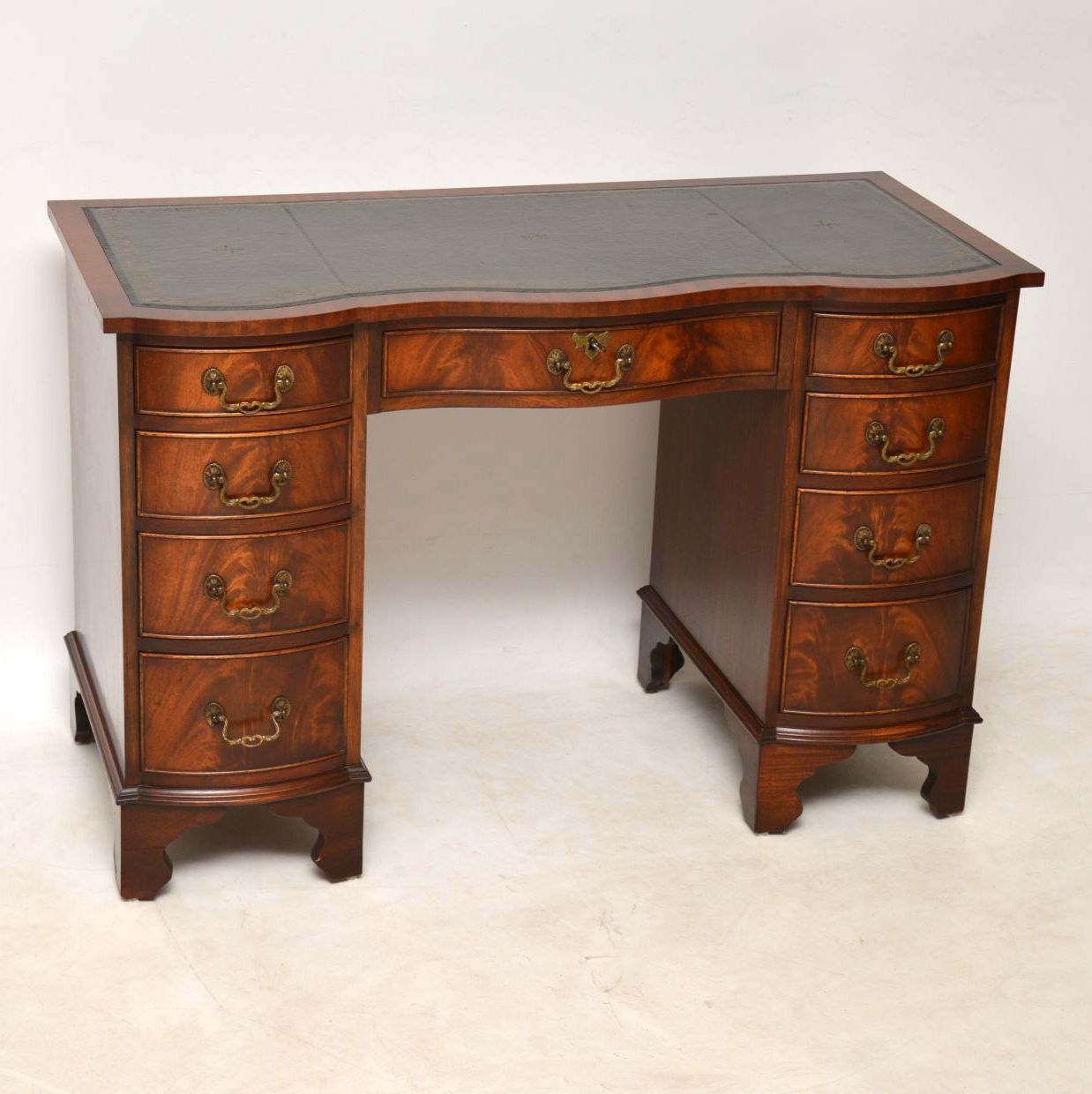 Antique Mahogany Leather Top Pedestal Desk (1 of 1) Antique Mahogany Leather Top Pedestal Desk (1 of 1)