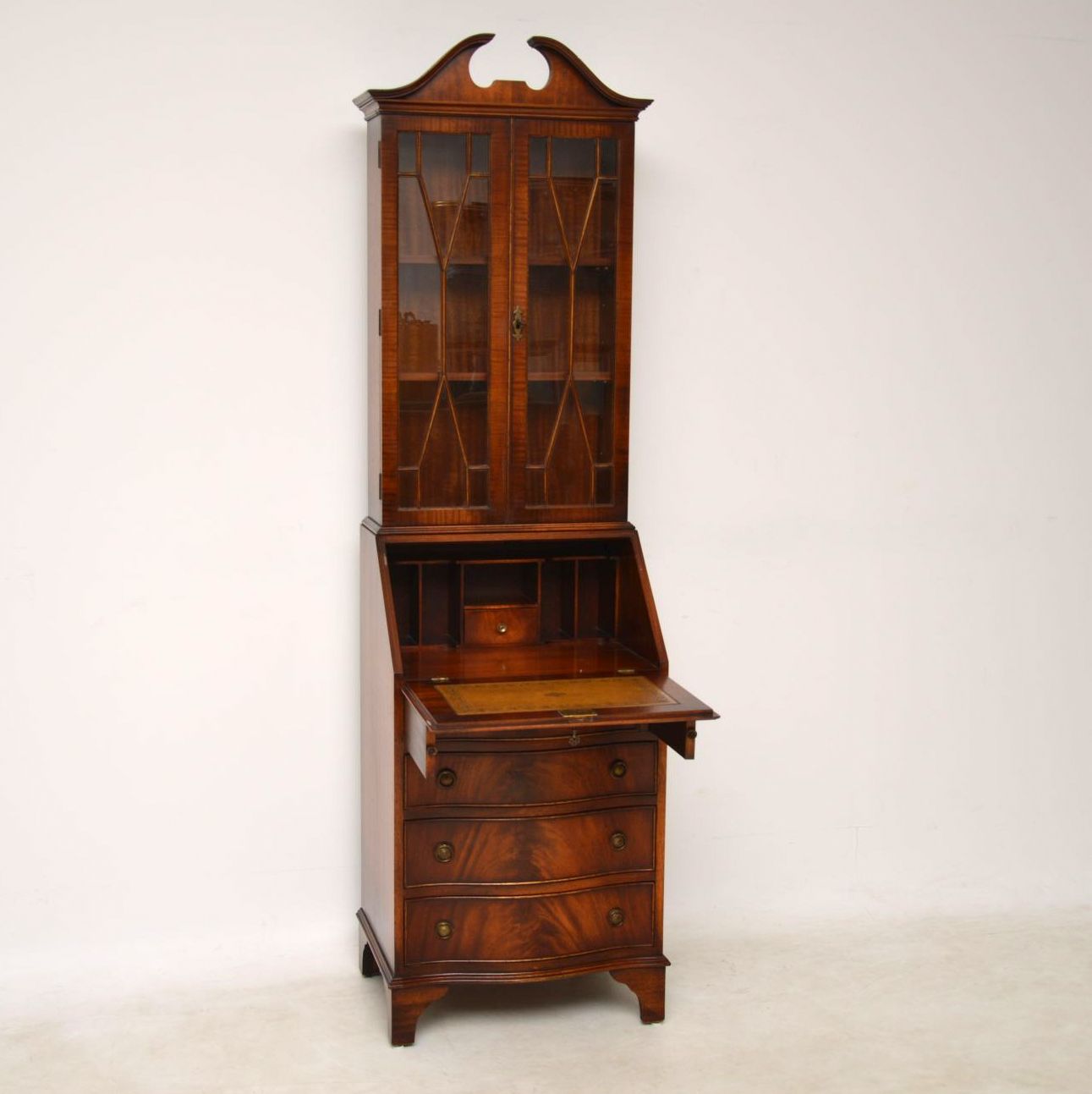 Slim Mahogany Bureau Bookcase c.1950 (1 of 1) Slim Mahogany Bureau Bookcase c.1950 (1 of 1)