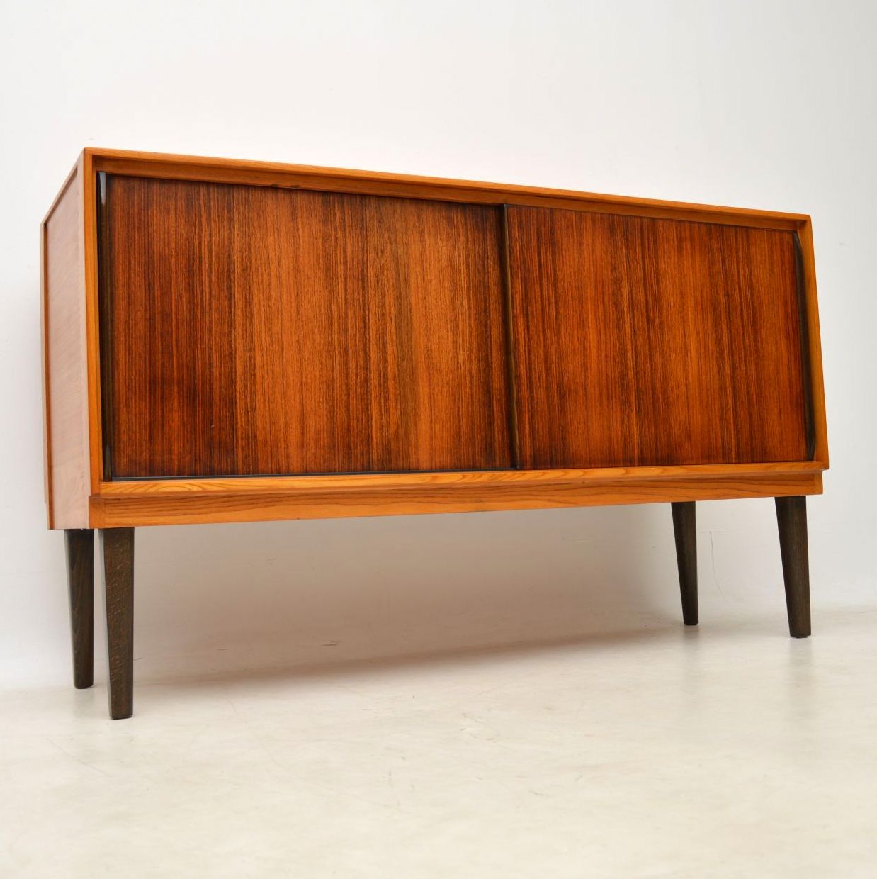 Vintage Sideboard by Gordon Russell (1 of 10)