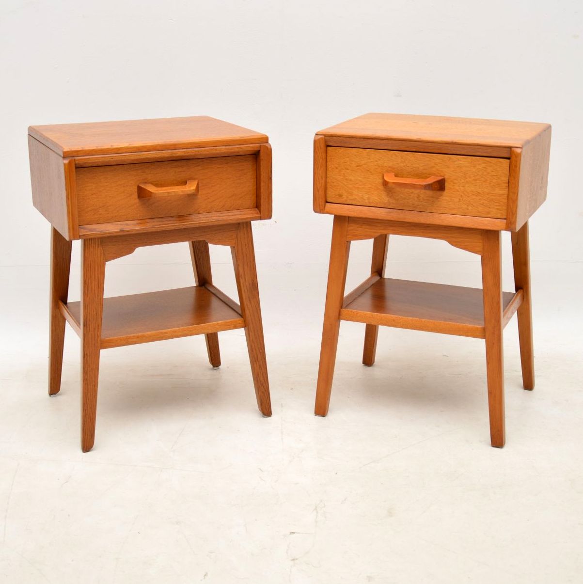 Pair of 1950s Vintage Oak Bedside Tables (1 of 1)