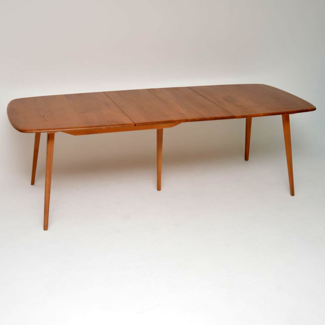 1960s Vintage Ercol Grand Windsor Dining Table in Solid Elm (1 of 1)