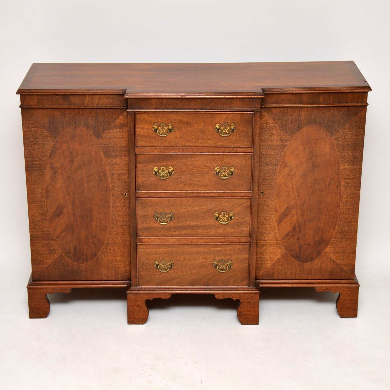Antique Mahogany Breakfront Sideboard c.1900 (1 of 1) Antique Mahogany Breakfront Sideboard c.1900 (1 of 1)