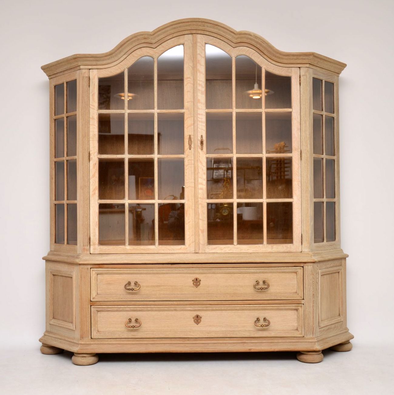 Large Antique Swedish Bleached Oak Dresser c.1900 (1 of 1) Large Antique Swedish Bleached Oak Dresser c.1900 (1 of 1)