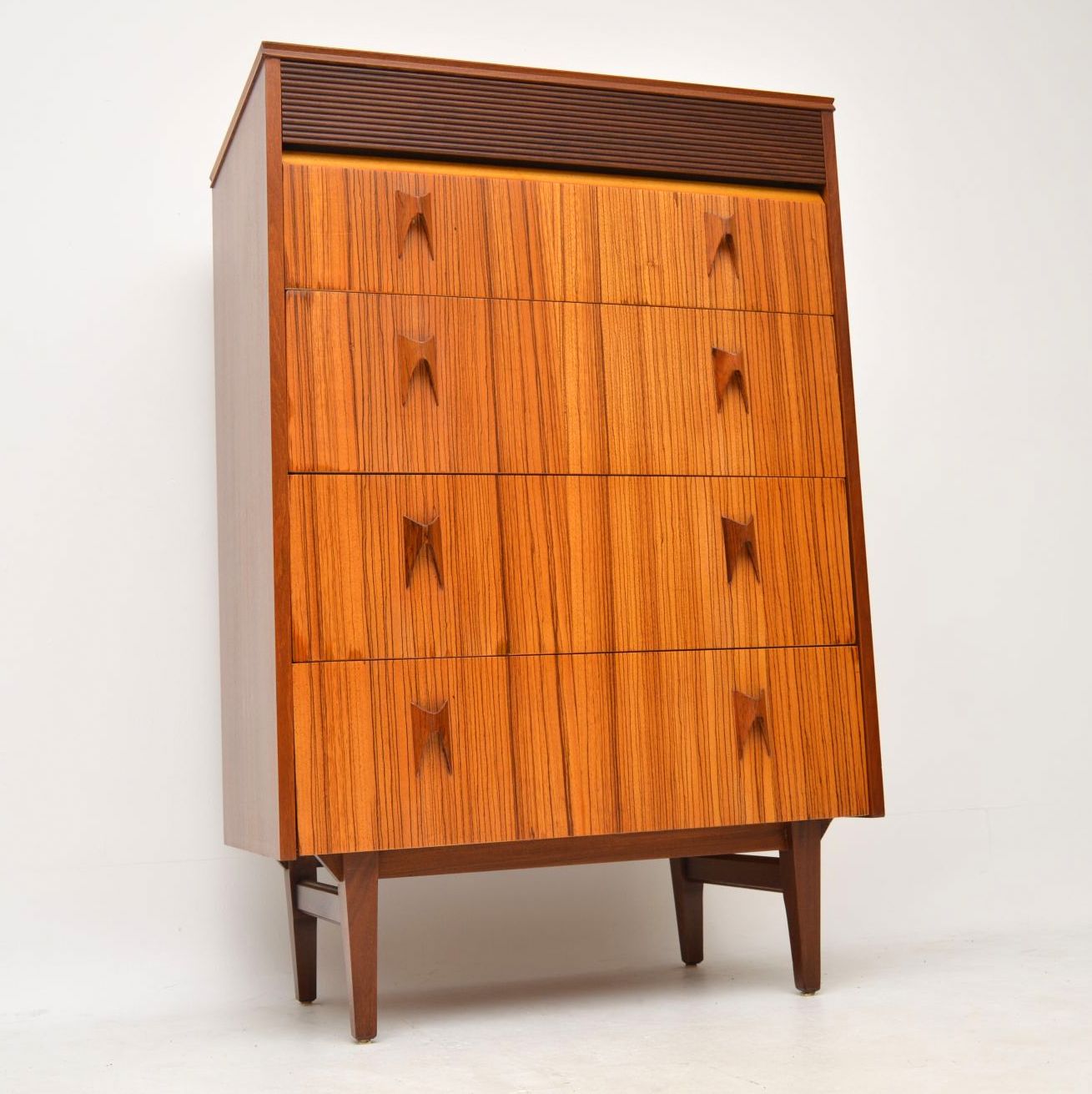 Vintage Walnut, Rosewood & Zebrano Chest of Drawers by Eon 1960s (1 of 1) Vintage Walnut, Rosewood & Zebrano Chest of Drawers by Eon 1960s (1 of 1)