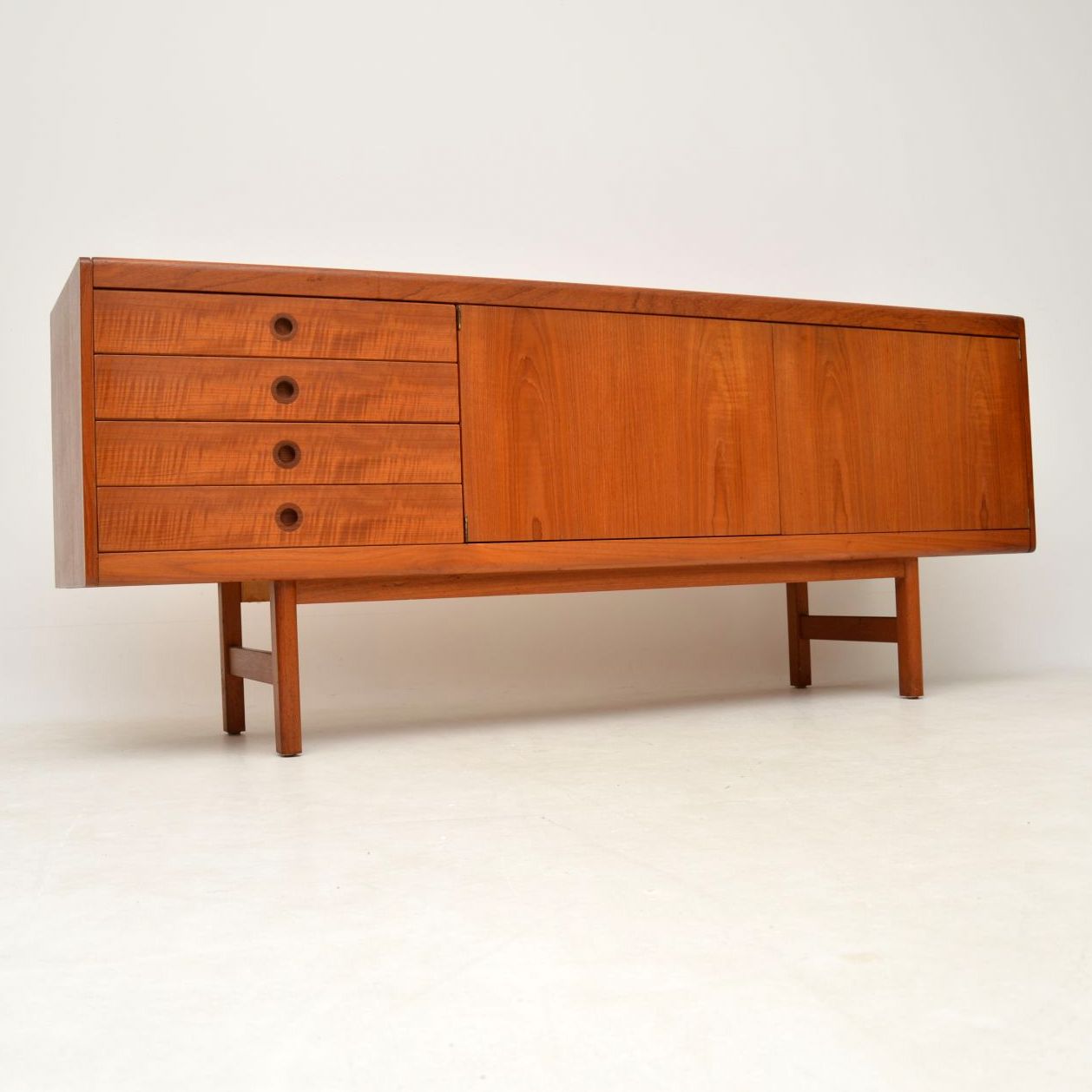 Vintage Teak Sideboard by Robert Heritage for Archie Shine 1960s (1 of 1)