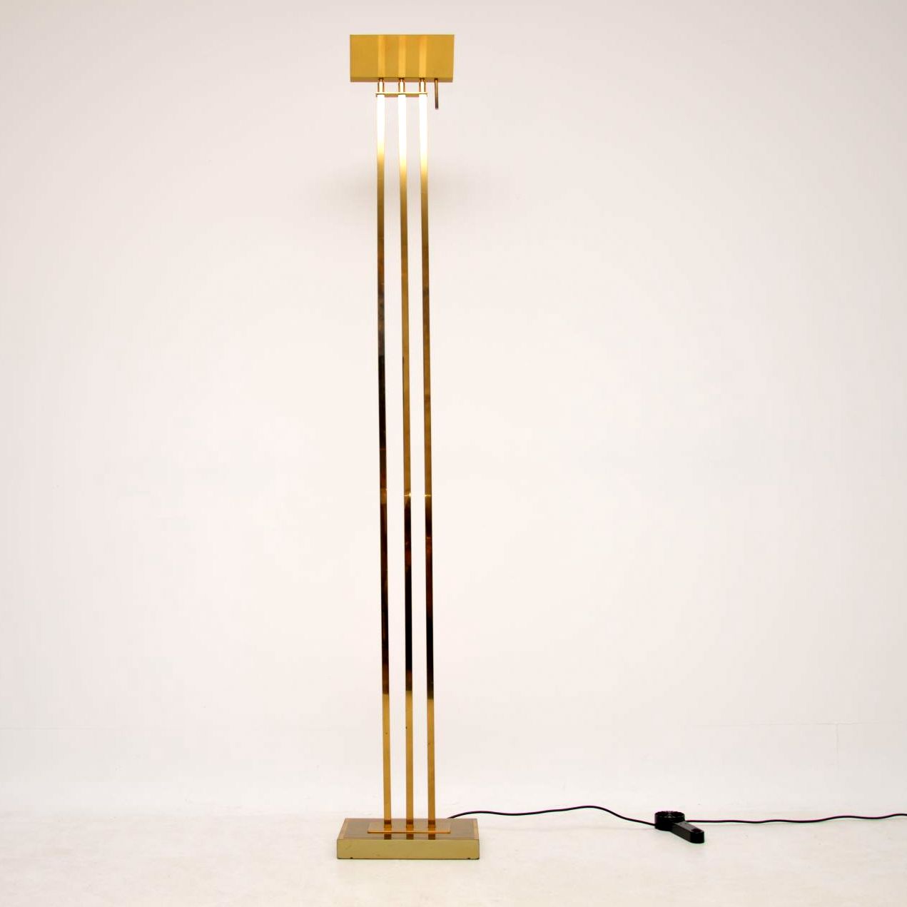 1970s Vintage Italian Brass Floor Lamp (1 of 1)
