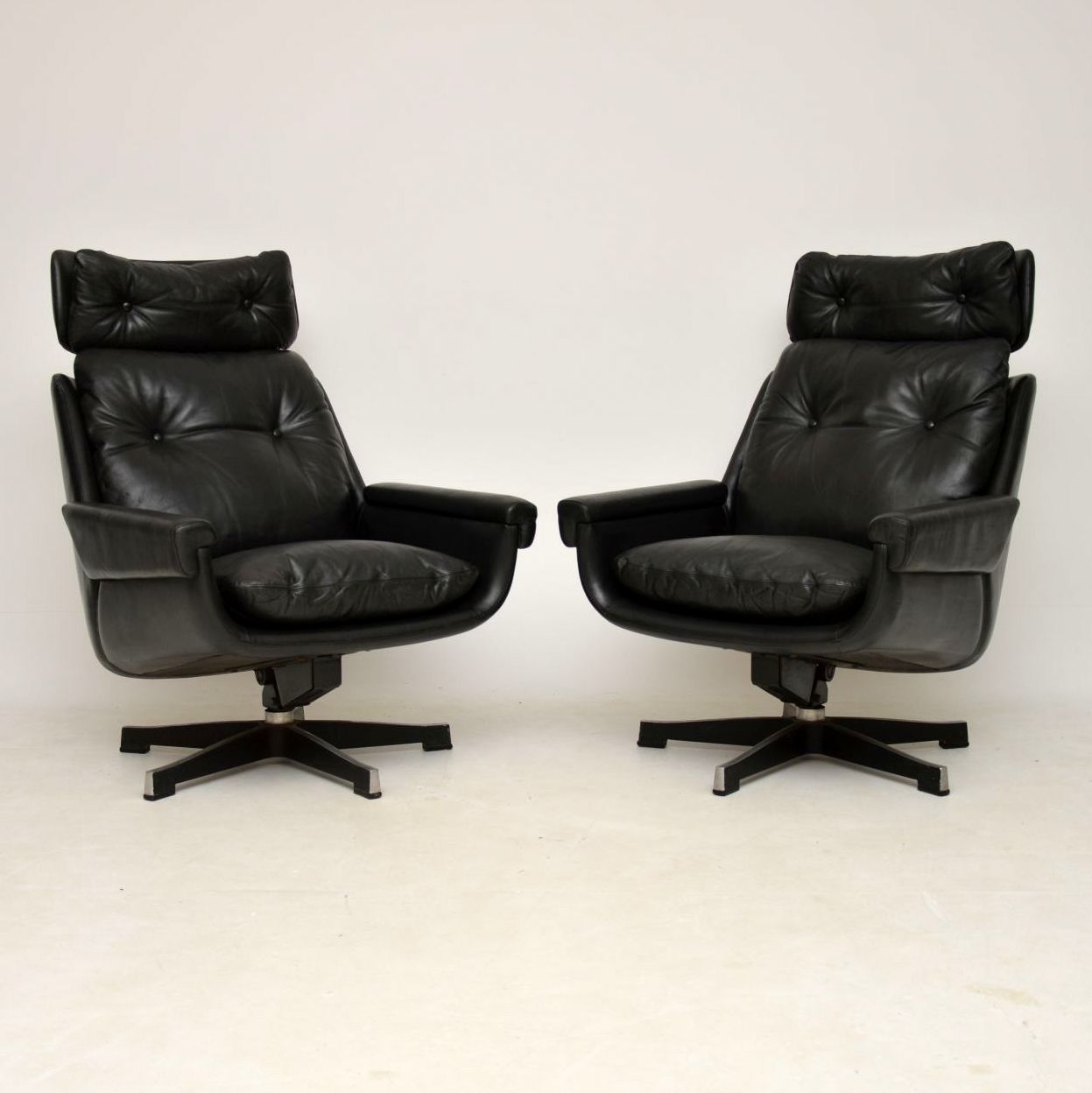 Pair of Vintage Leather Rocking Swivel Armchairs by Peem (1 of 1)