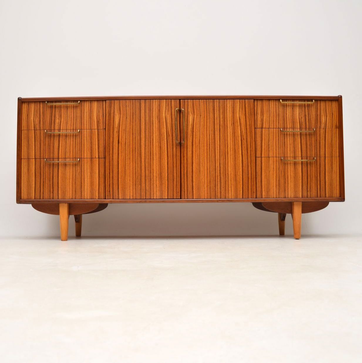 1960s Vintage Walnut & Zebrano Sideboard (1 of 1) 1960s Vintage Walnut & Zebrano Sideboard (1 of 1)