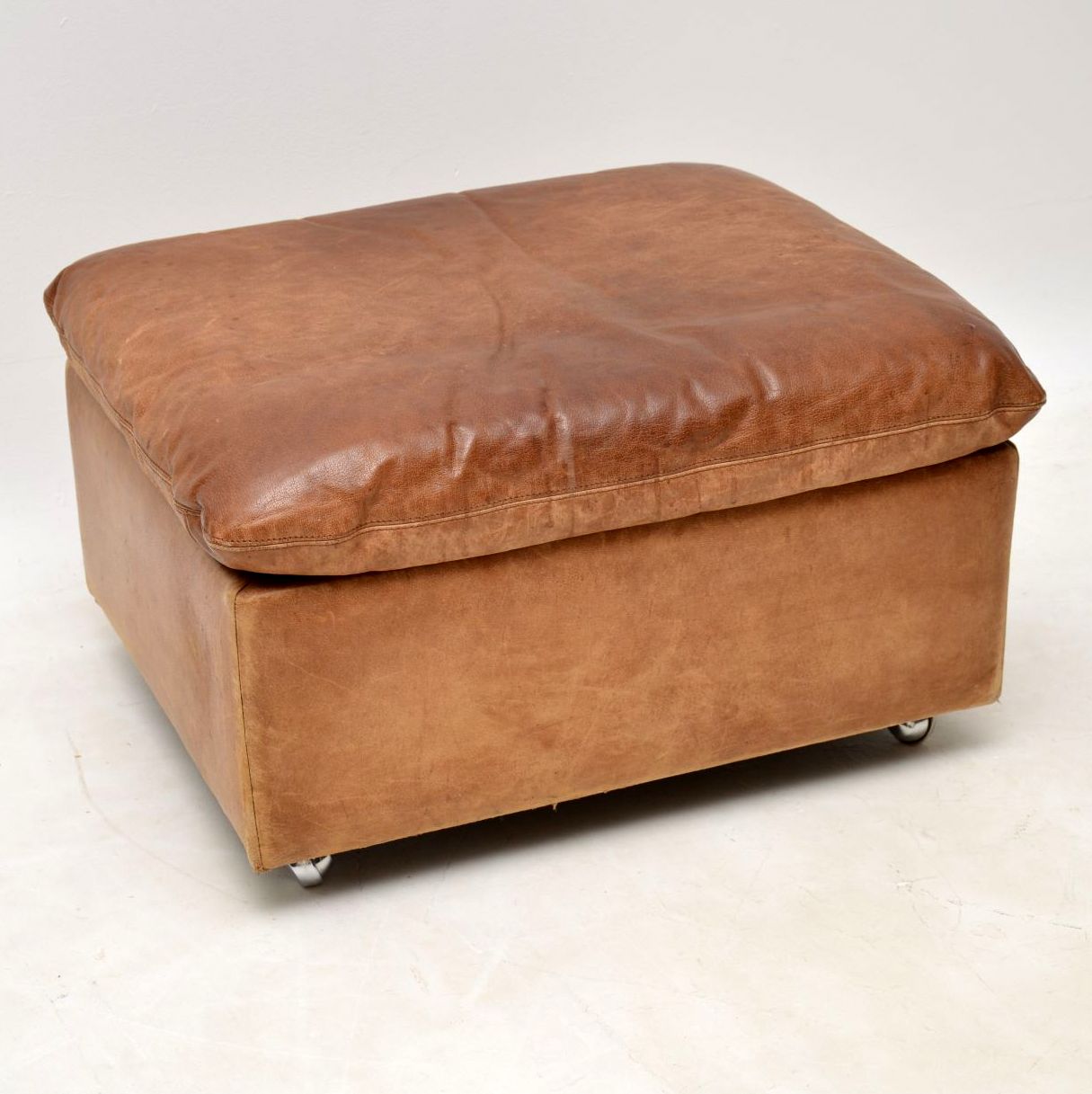 1960s Vintage Tanned Leather & Chrome Footstool Ottoman (1 of 1)