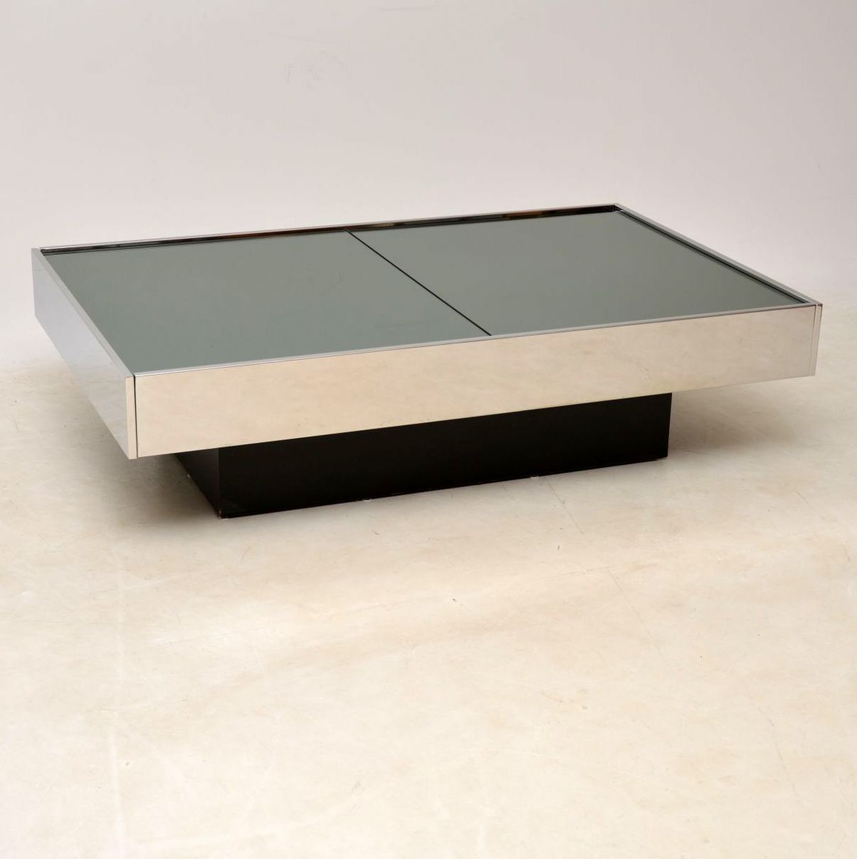 1970s Italian Vintage Coffee Table by Willy Rizzo (1 of 1)