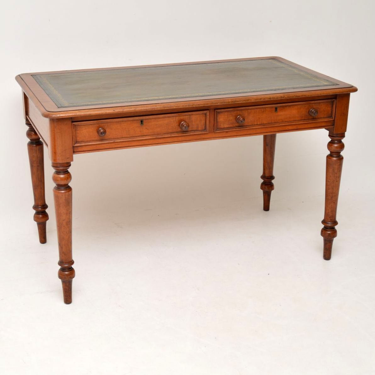 Antique Victorian Mahogany Leather Top Writing Table Desk (1 of 1) Antique Victorian Mahogany Leather Top Writing Table Desk (1 of 1)