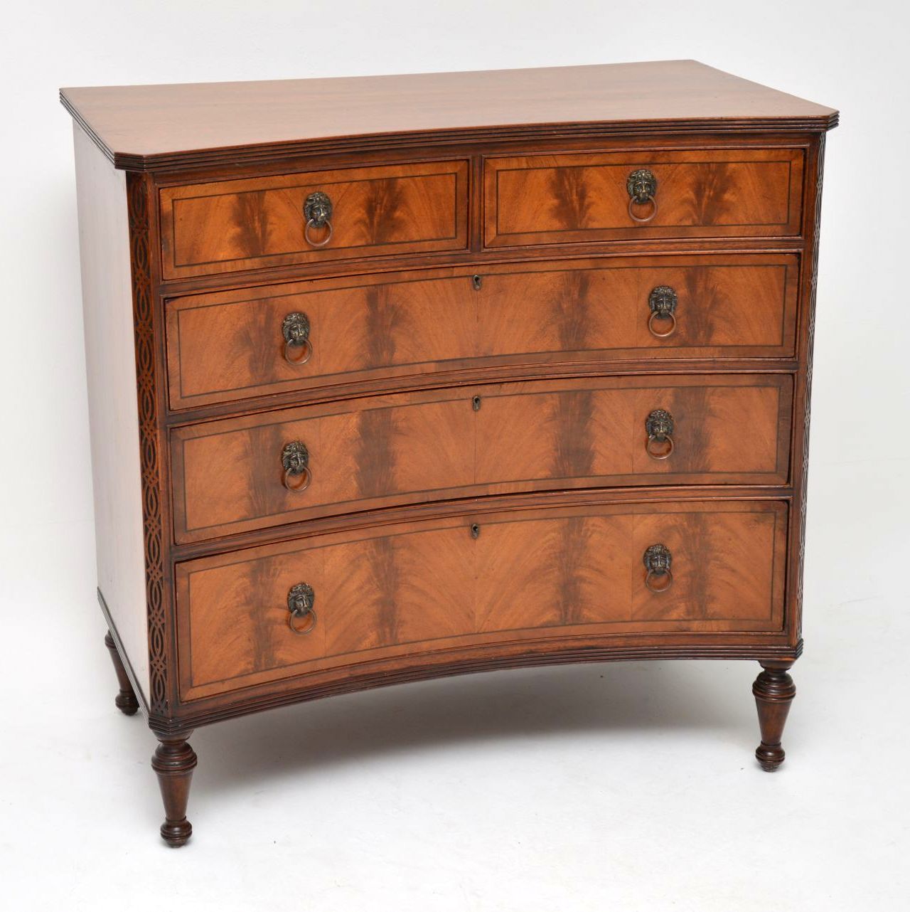 Antique Mahogany George III Style Concave Chest of Drawers c.1910 (1 of 1) Antique Mahogany George III Style Concave Chest of Drawers c.1910 (1 of 1)