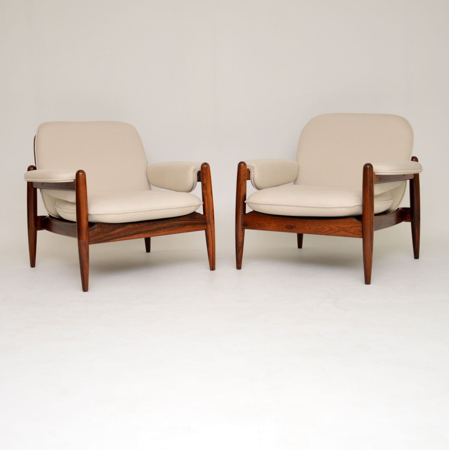 1960s Pair of Danish Vintage Rosewood Armchairs (1 of 1)
