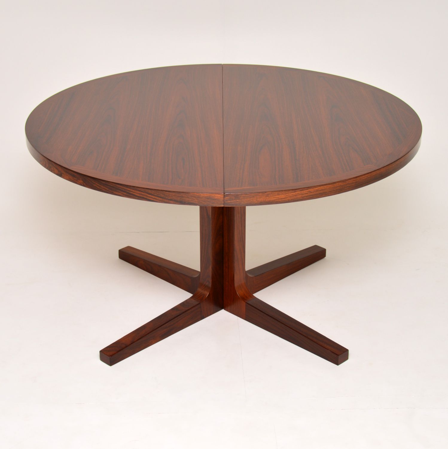 1960s Danish Rosewood Extending Dining Table by Dyrlund (1 of 1)