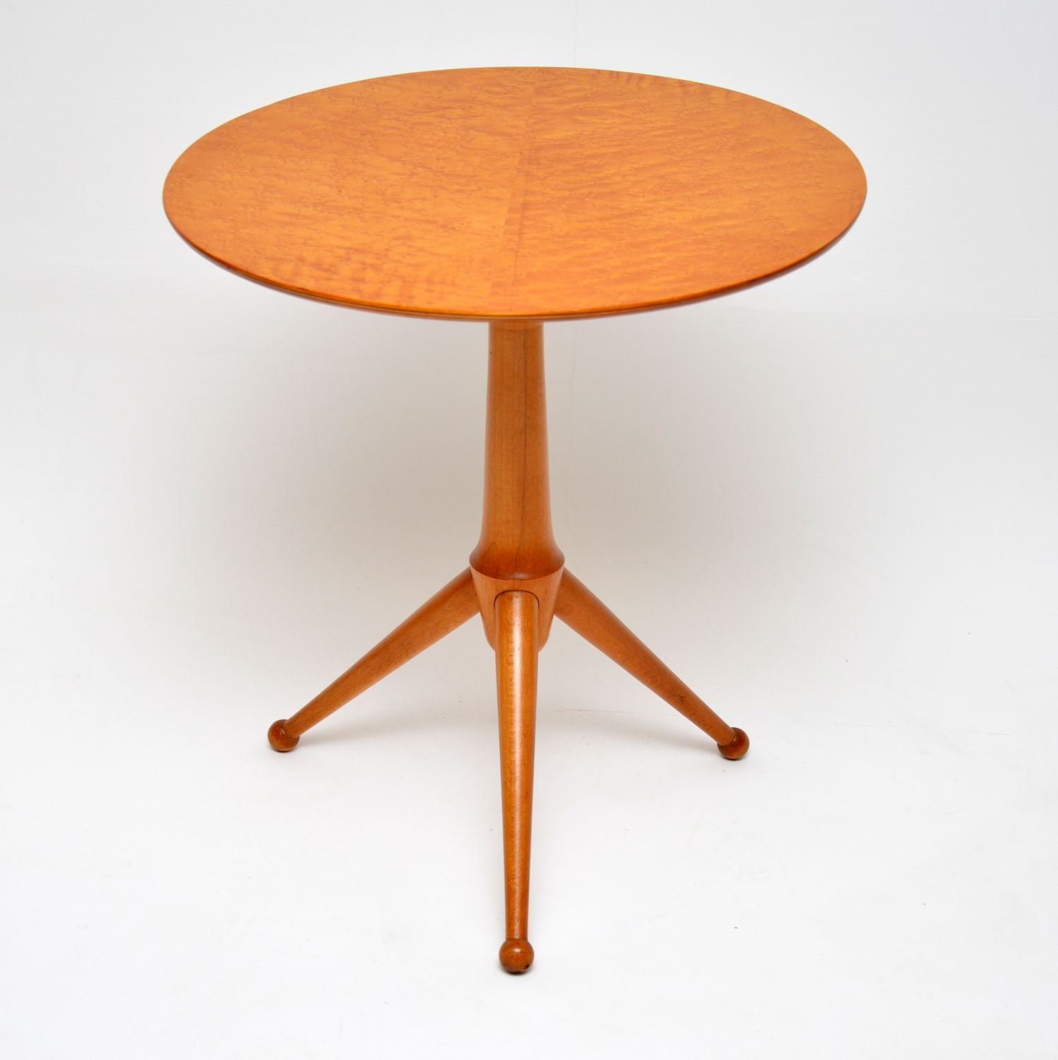 1960s Vintage Burr Maple Tripod Side Table (1 of 7)