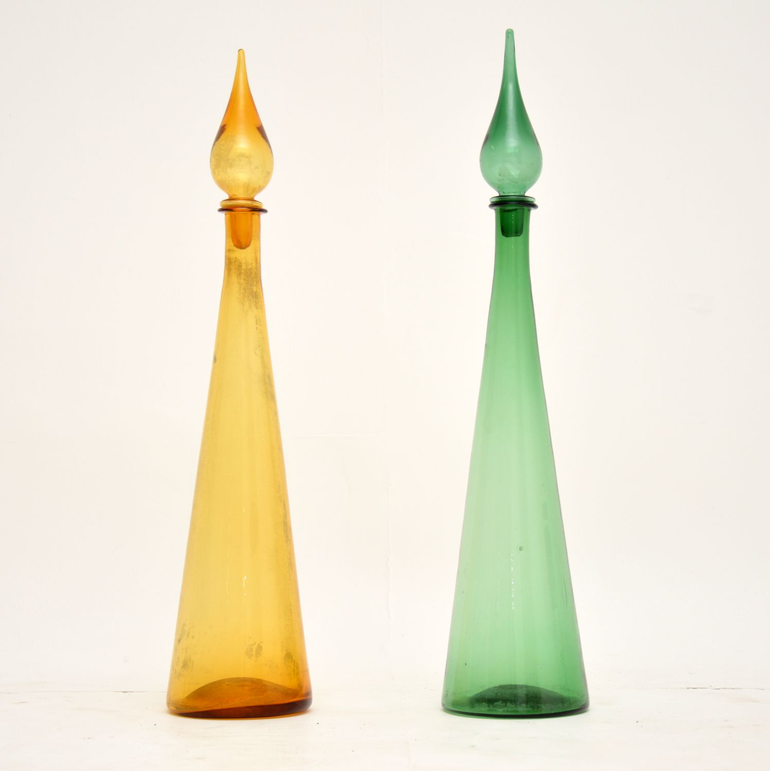 1960s Pair of Italian Vintage Glass Decanters (1 of 8)