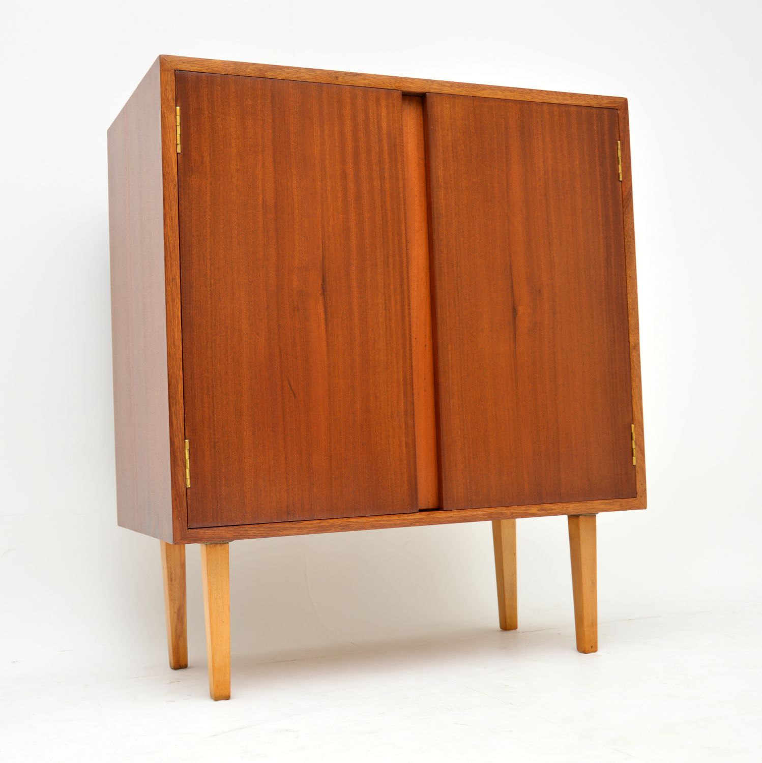 1960s Vintage Mahogany Drinks Cabinet (1 of 7)