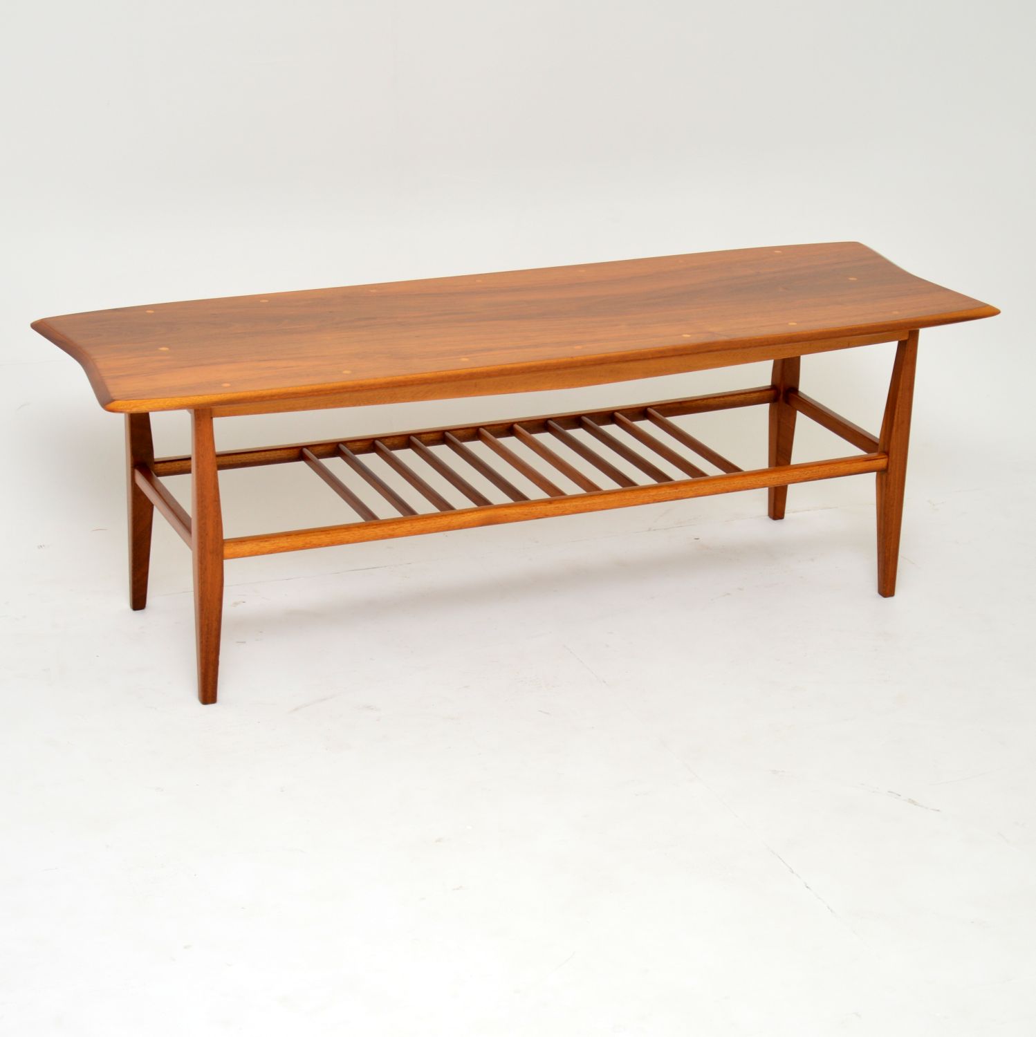 1960s Vintage Inlaid Walnut Coffee Table (1 of 8)