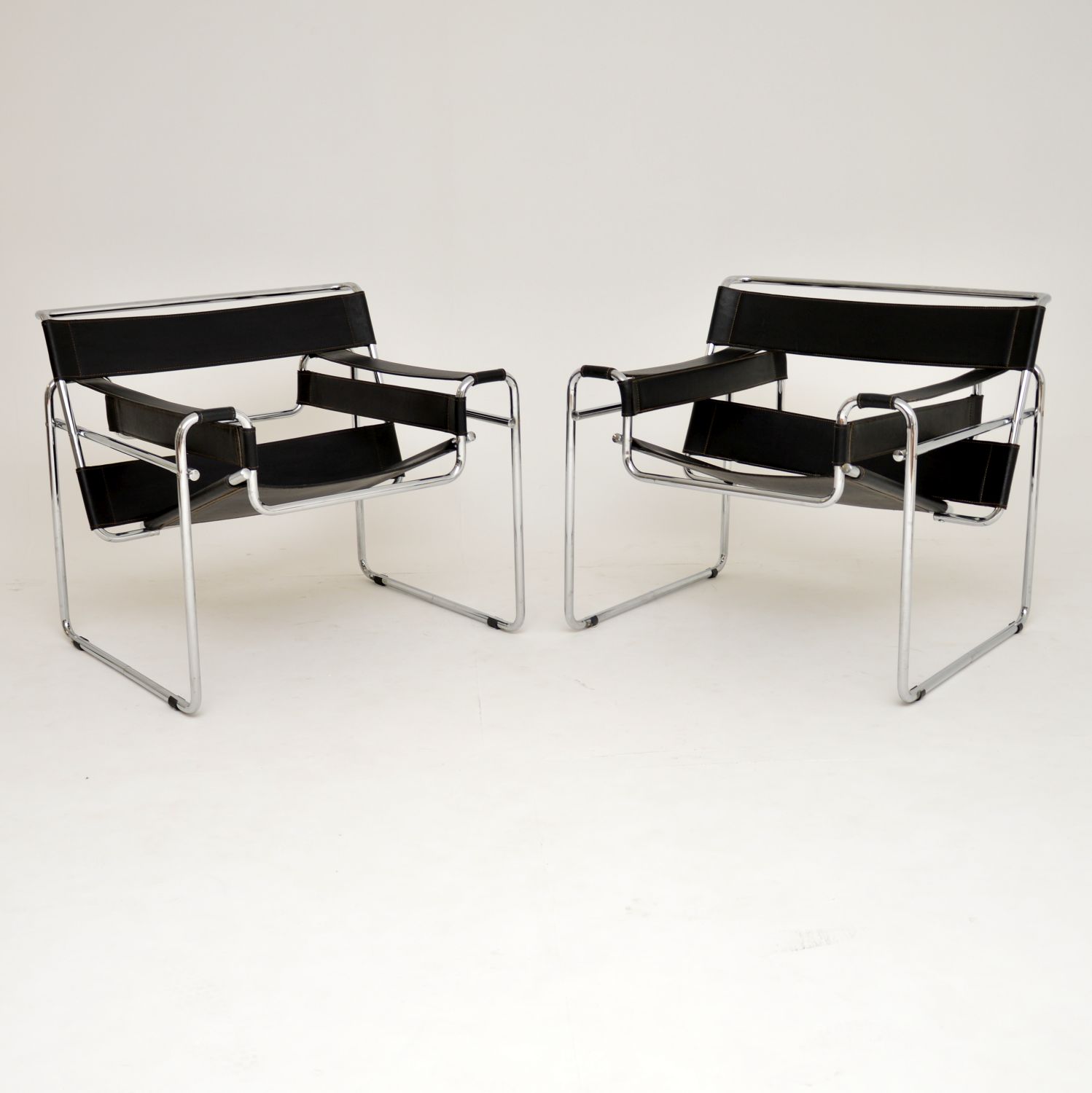 1960s Pair of Vintage Leather & Chrome Wassily Armchairs (1 of 14)