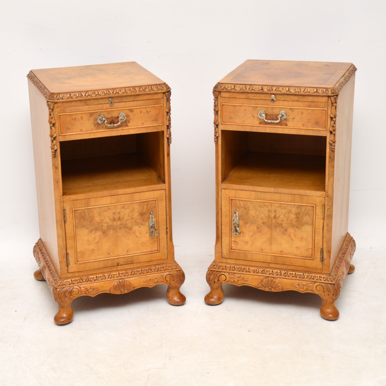 Pair of Burr Walnut Bedside Cabinets c.1930 (1 of 11) Pair of Burr Walnut Bedside Cabinets c.1930 (1 of 11)