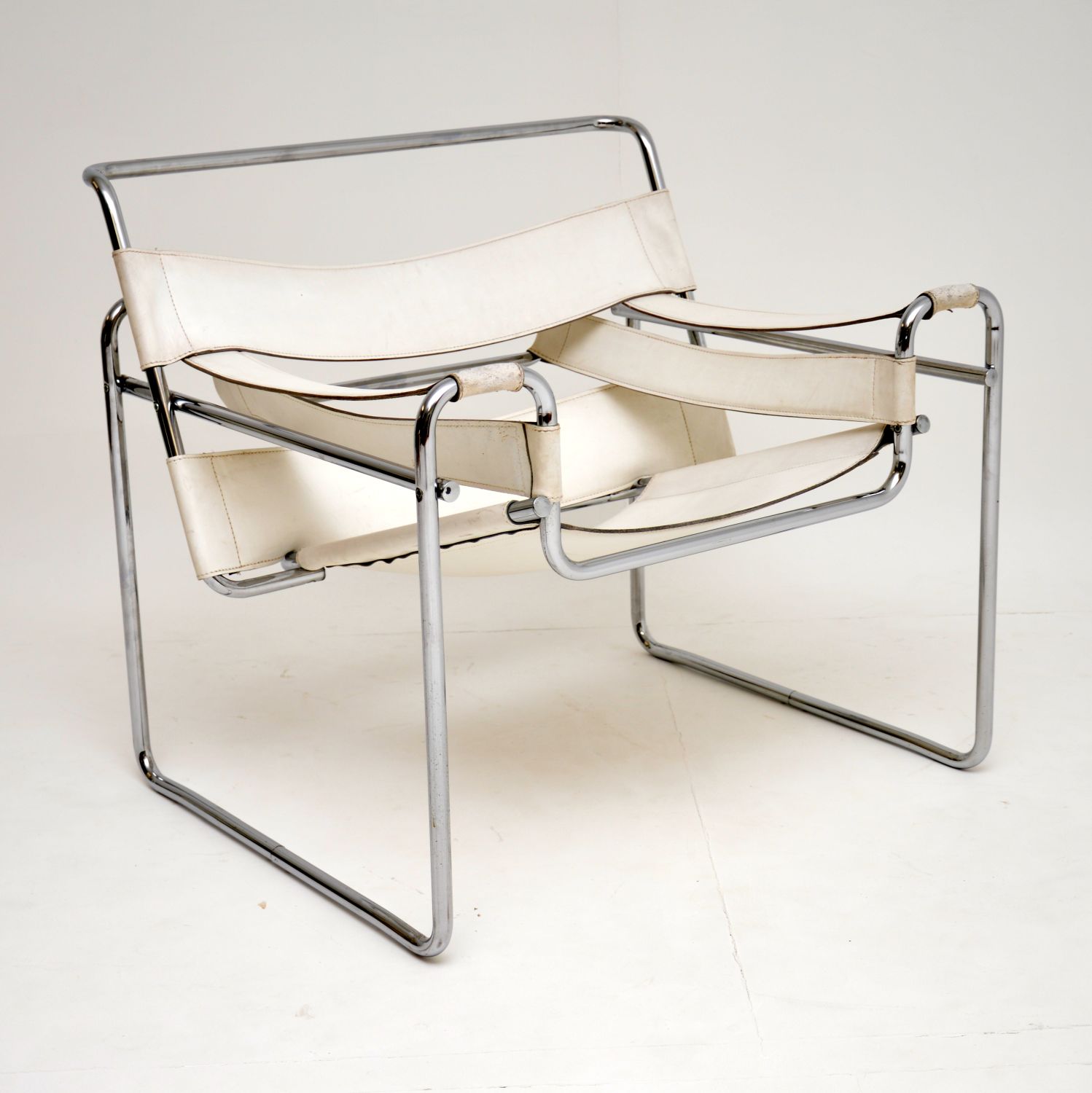 1960s Vintage Wassily Armchair by Marcel Breuer for Gavina (1 of 12)