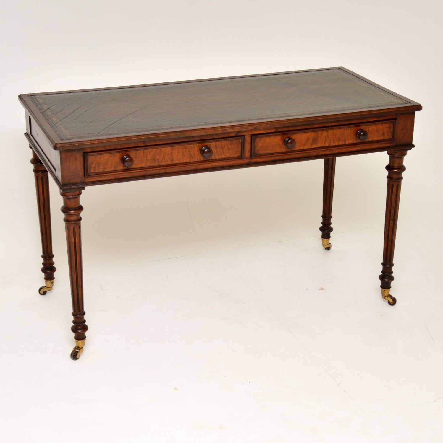 Antique Victorian Mahogany Leather Top Writing Table / Desk (1 of 10) Antique Victorian Mahogany Leather Top Writing Table / Desk (1 of 10)