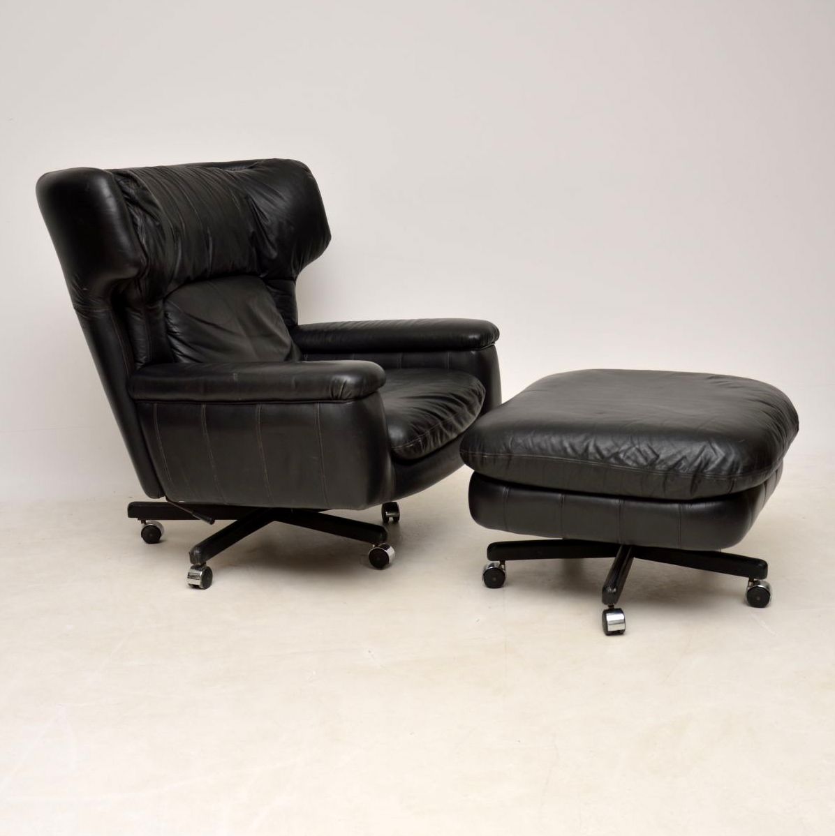 1960s Vintage Leather Reclining Armchair & Stool (1 of 12) 1960s Vintage Leather Reclining Armchair & Stool (1 of 12)